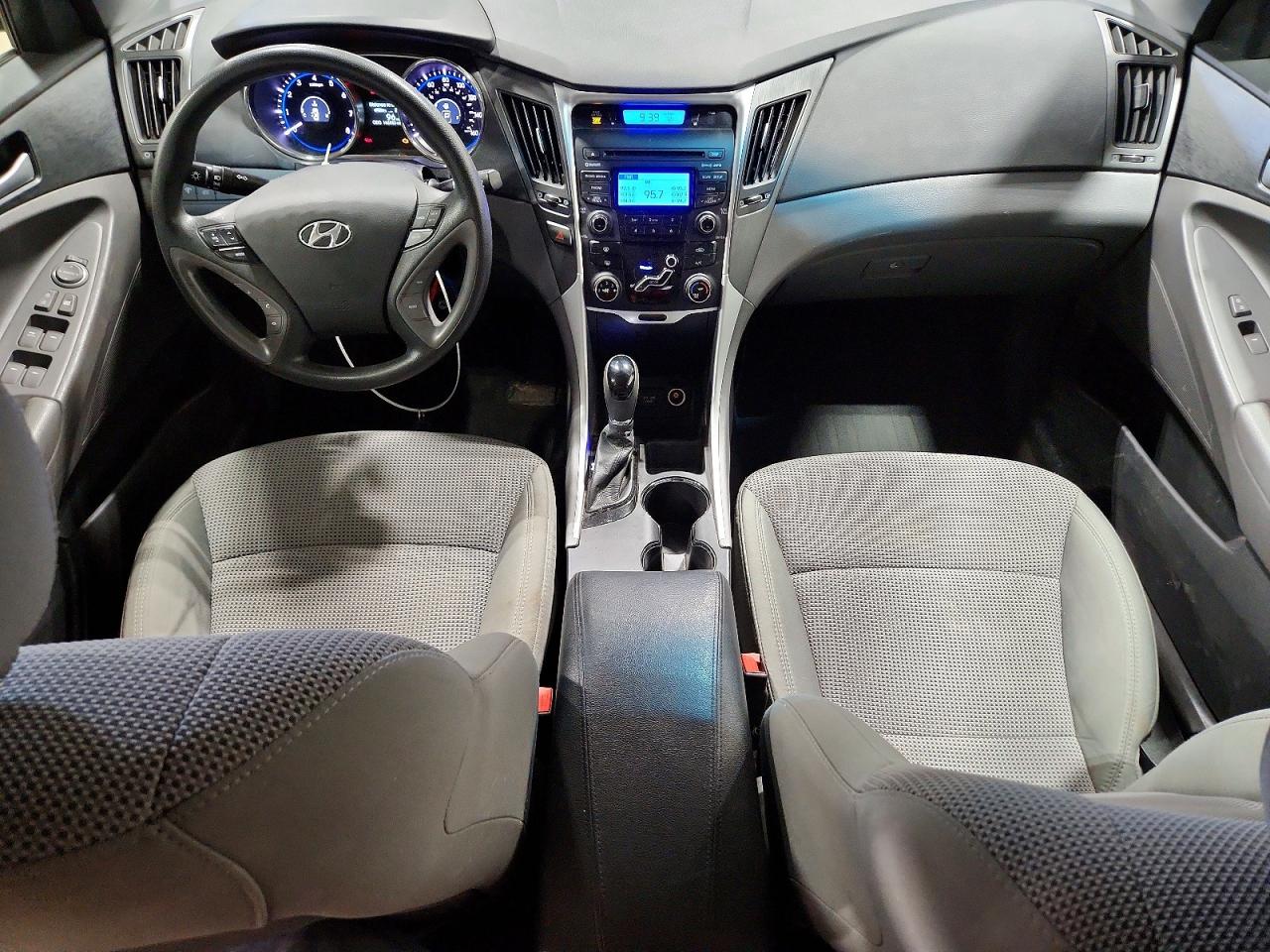 2013 Hyundai Sonata Gls Silver vin: 5NPEB4AC5DH687033