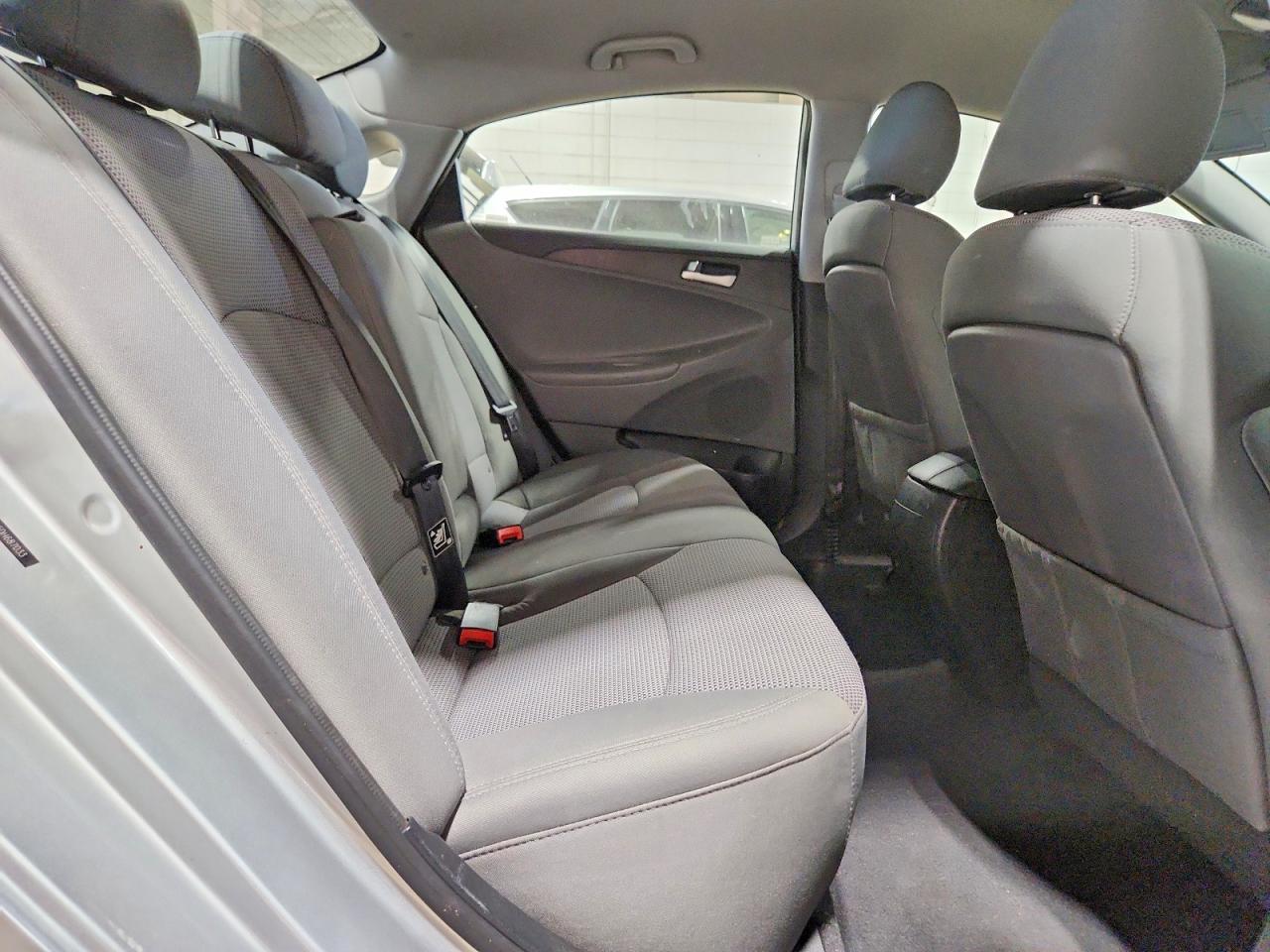 2013 Hyundai Sonata Gls Silver vin: 5NPEB4AC5DH687033