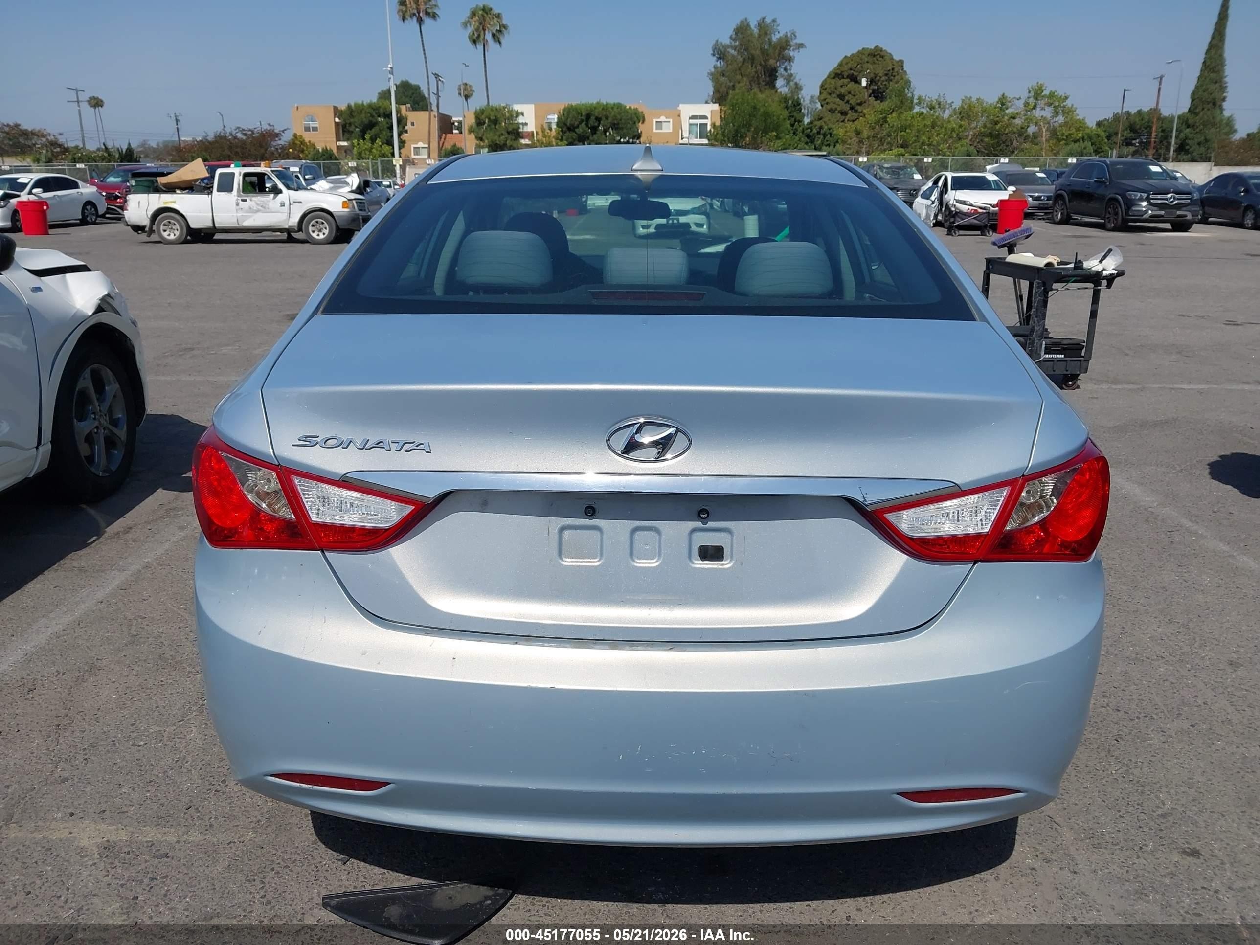 2013 Hyundai Sonata Gls Silver vin: 5NPEB4AC5DH744881