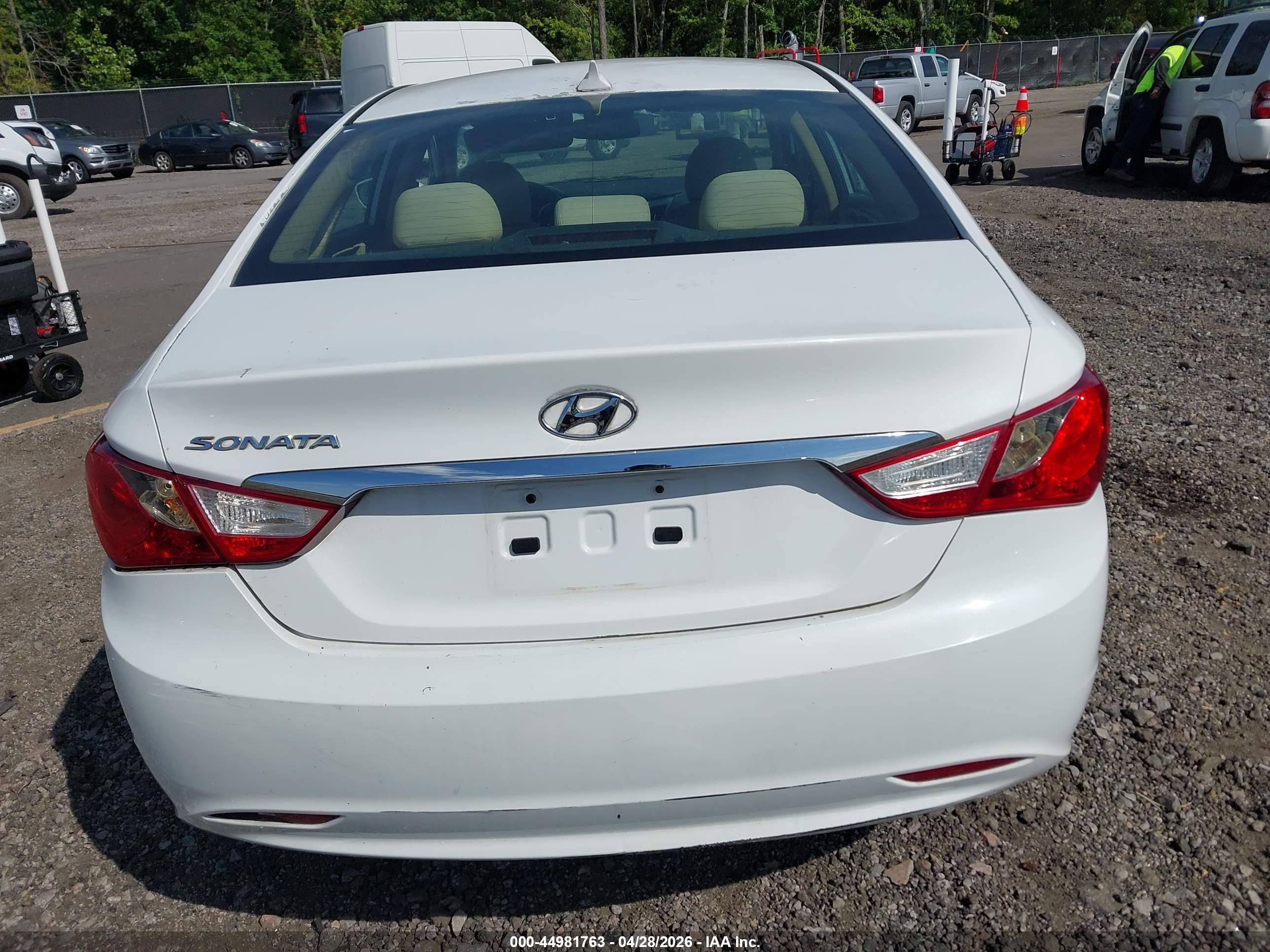 2013 Hyundai Sonata Gls White vin: 5NPEB4AC5DH786189