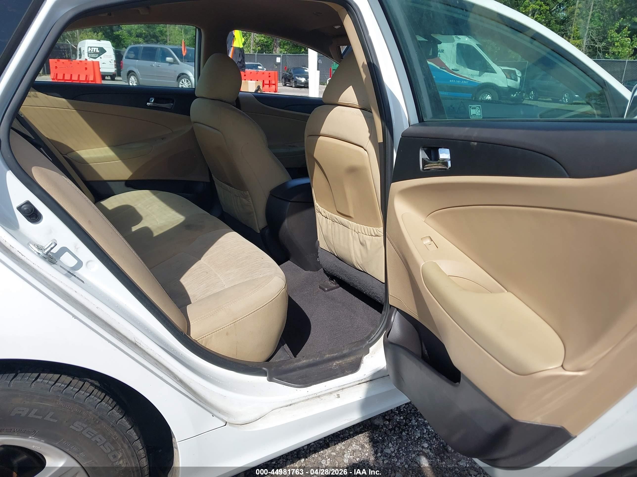 2013 Hyundai Sonata Gls White vin: 5NPEB4AC5DH786189