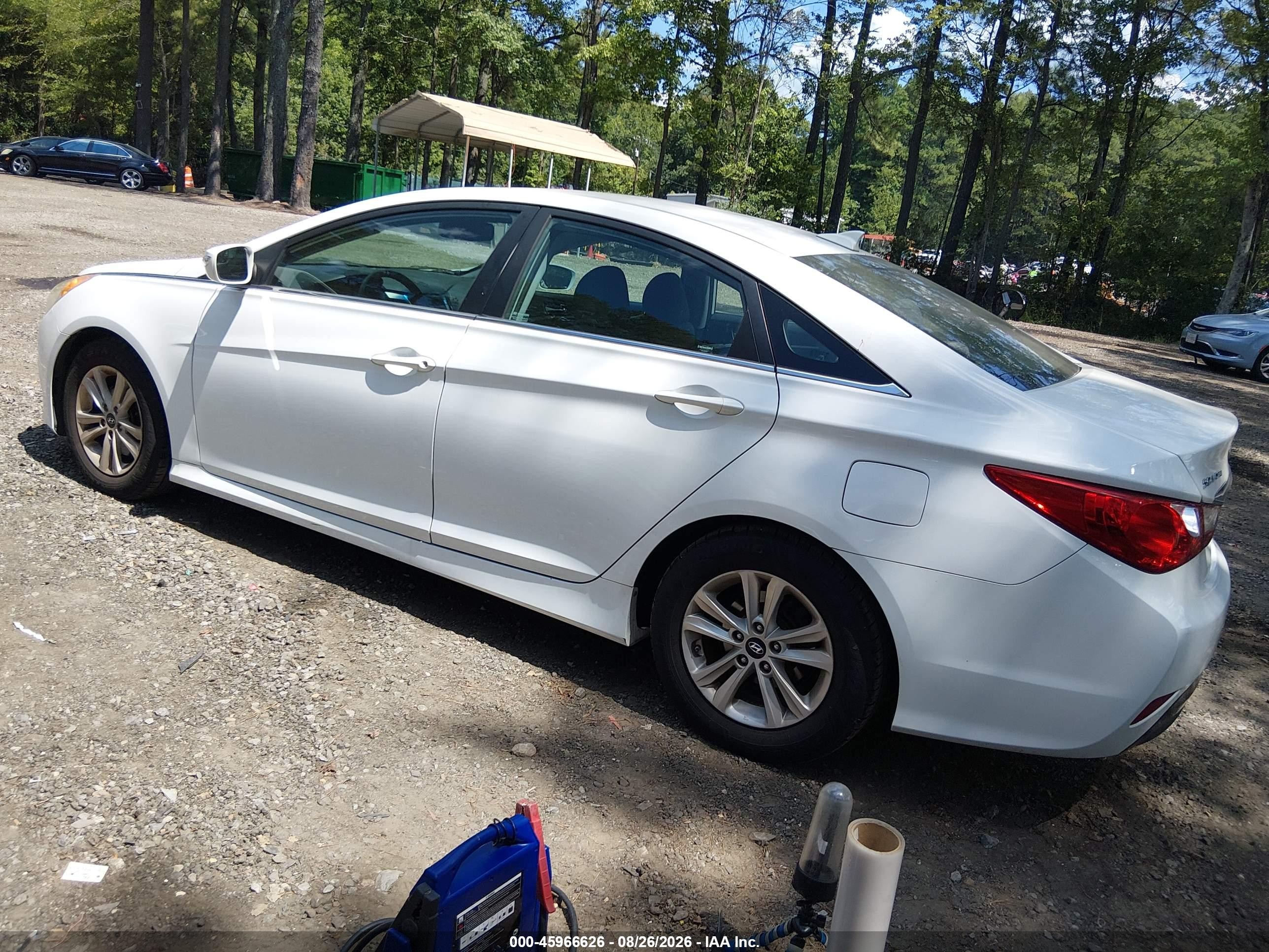 2014 Hyundai Sonata Gls White vin: 5NPEB4AC5EH813070