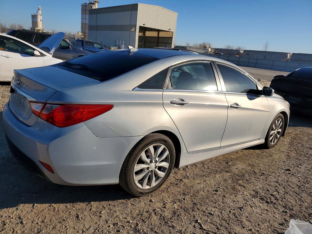 2014 Hyundai Sonata Gls Silver vin: 5NPEB4AC5EH818690