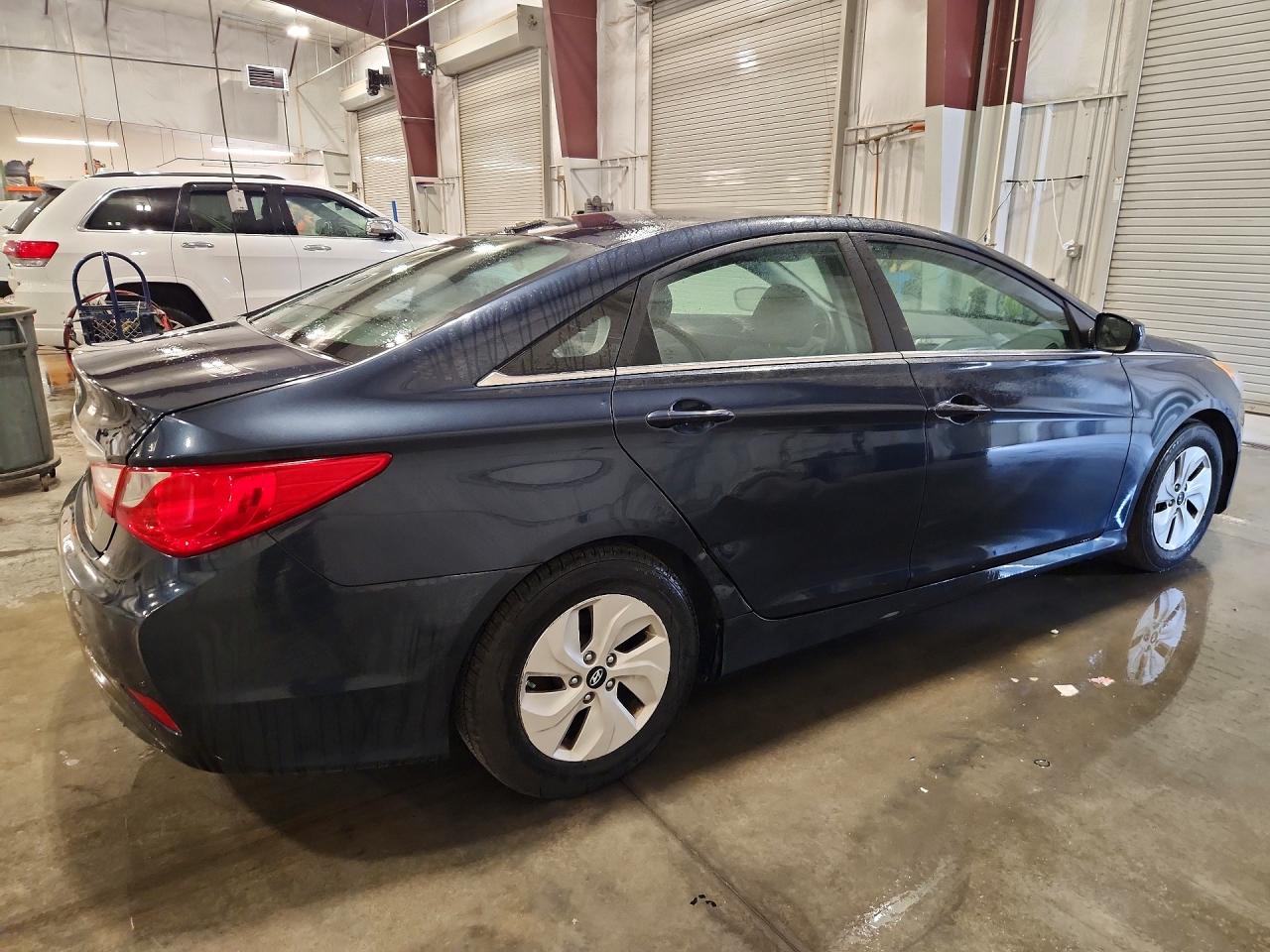 2014 Hyundai Sonata Gls Blue vin: 5NPEB4AC5EH827177