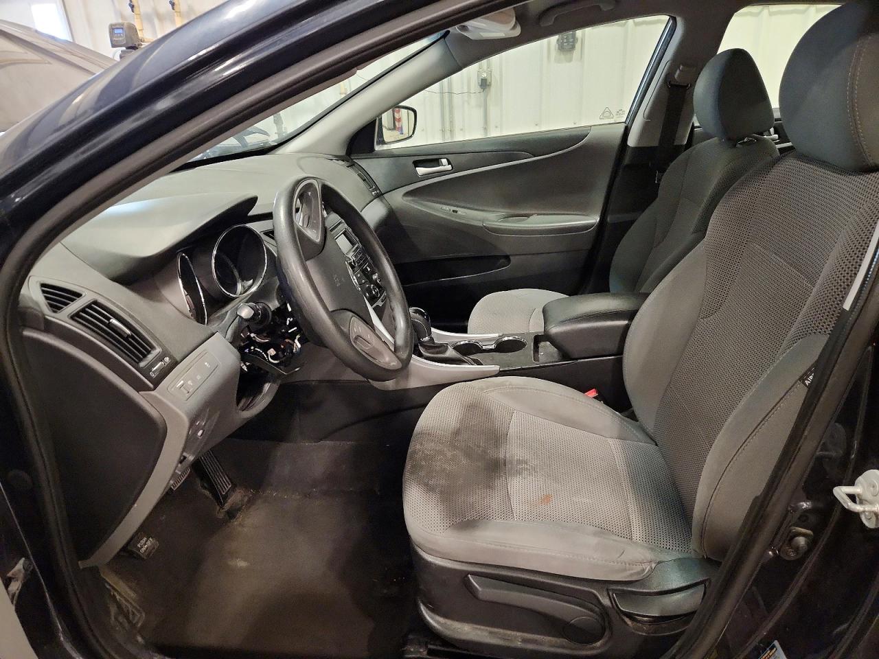 2014 Hyundai Sonata Gls Blue vin: 5NPEB4AC5EH827177