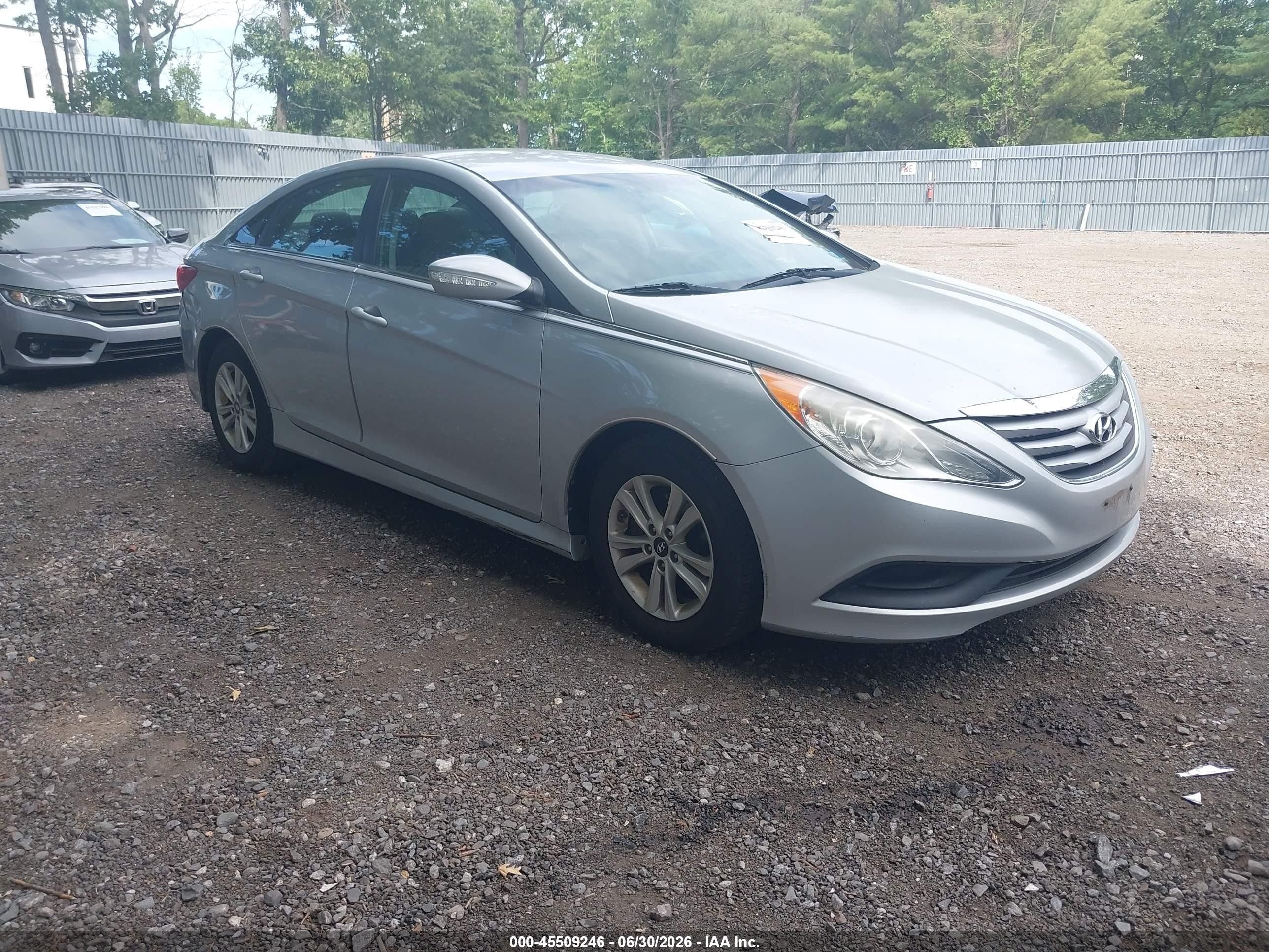 2014 Hyundai Sonata Gls Silver vin: 5NPEB4AC5EH832427