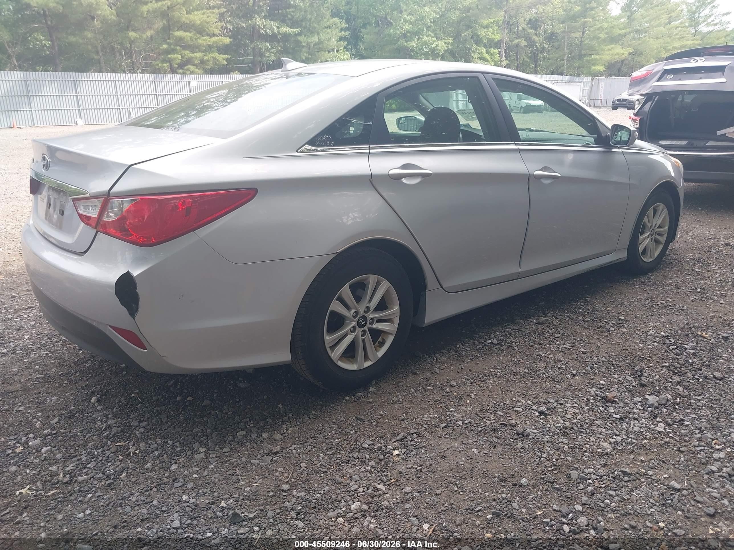 2014 Hyundai Sonata Gls Silver vin: 5NPEB4AC5EH832427
