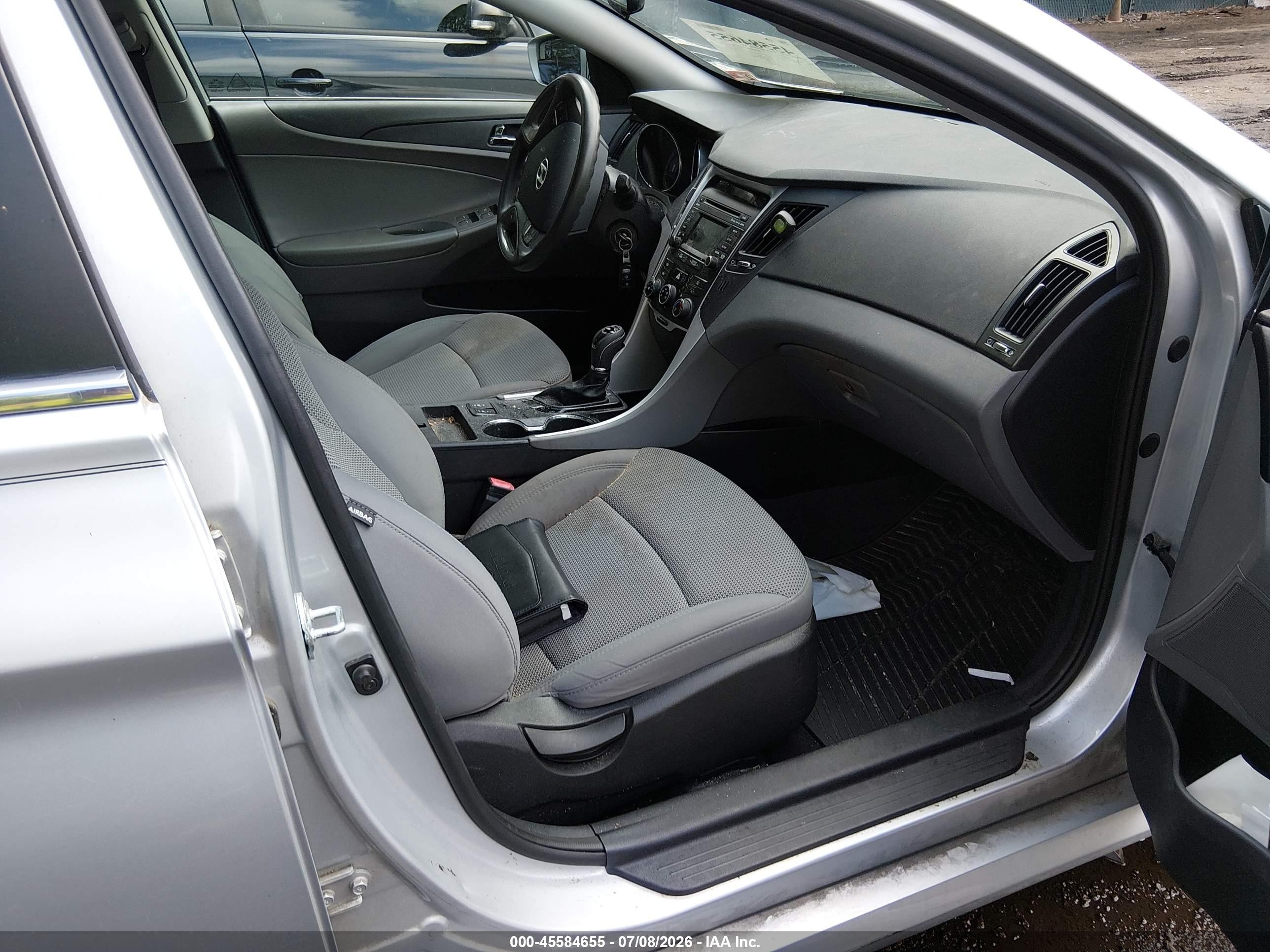 2014 Hyundai Sonata Gls Серебряный vin: 5NPEB4AC5EH838244
