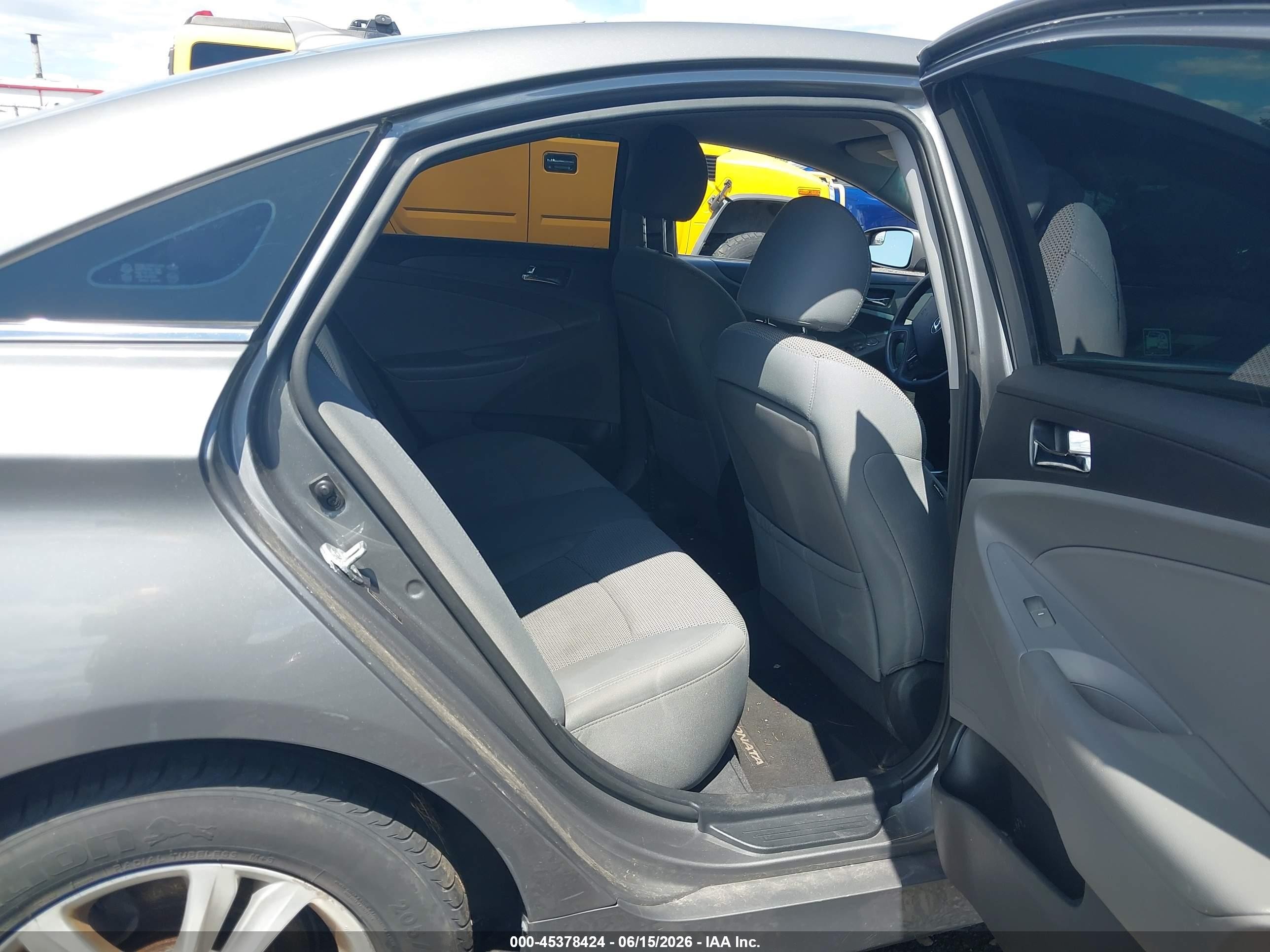 2014 Hyundai Sonata Gls Gray vin: 5NPEB4AC5EH875083