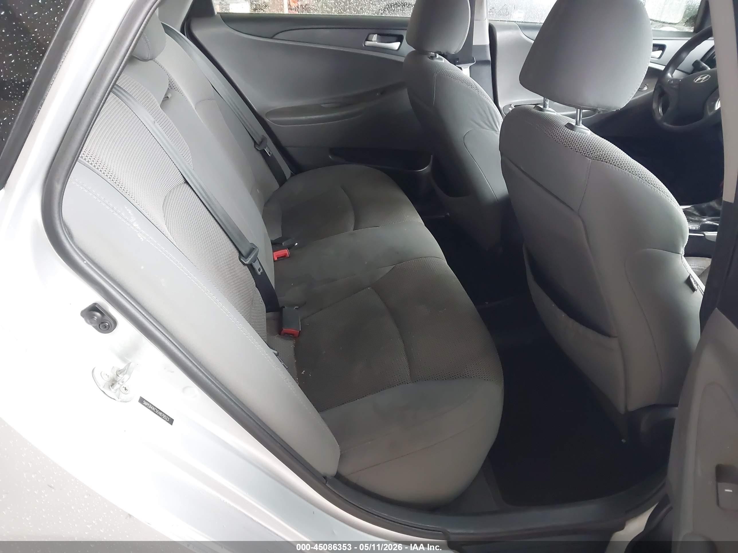 2014 Hyundai Sonata Gls Silver vin: 5NPEB4AC5EH879523