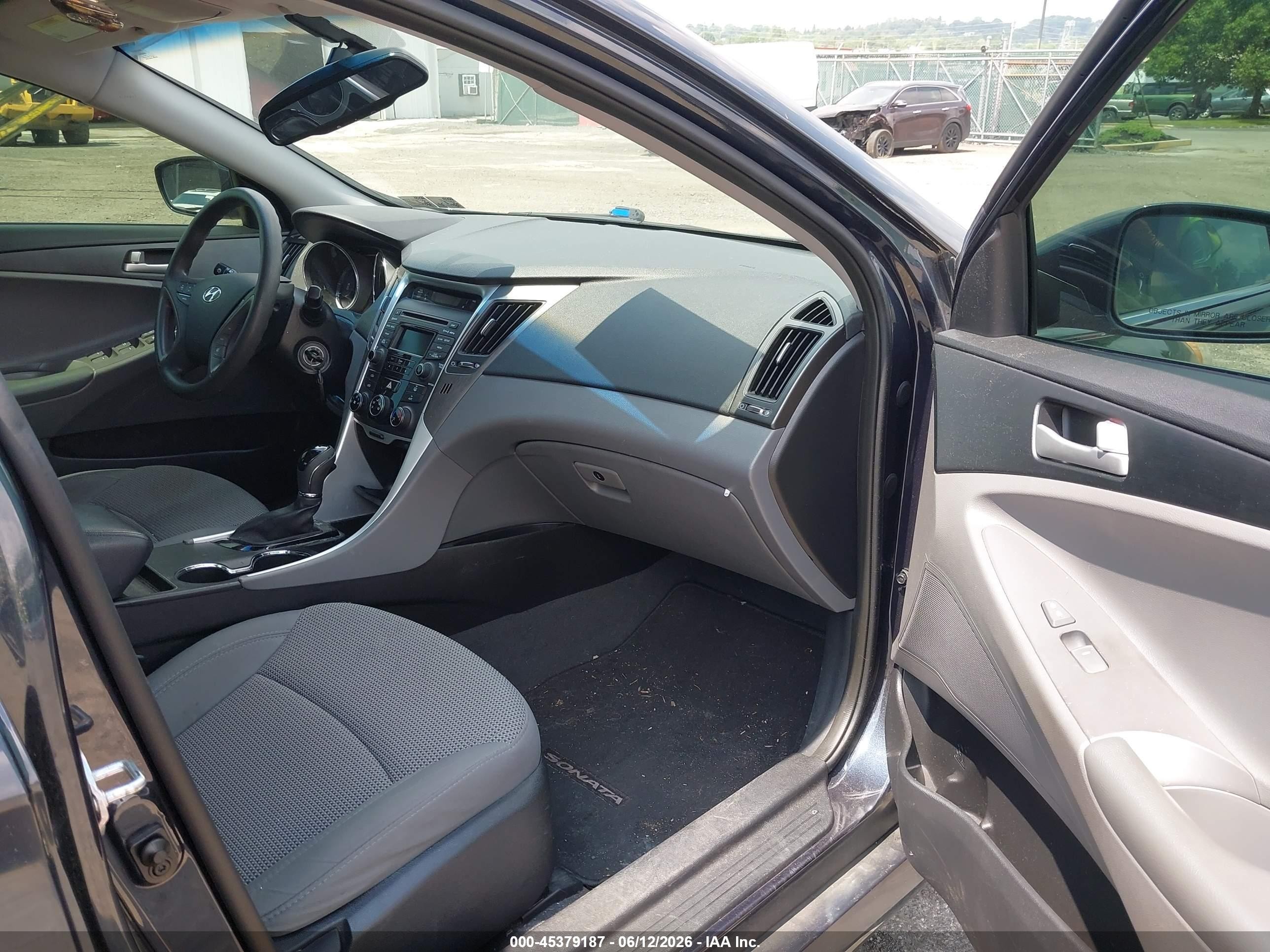2014 Hyundai Sonata Gls Gray vin: 5NPEB4AC5EH899612