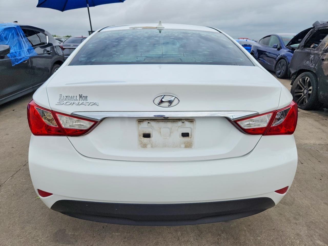 2014 Hyundai Sonata Белый vin: 5NPEB4AC5EH903643