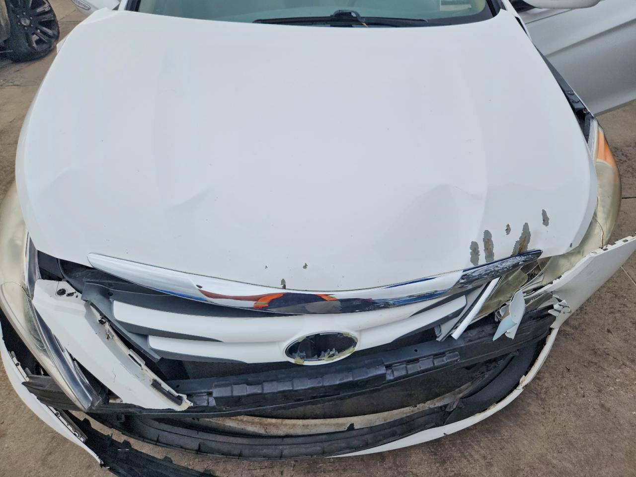 2014 Hyundai Sonata Белый vin: 5NPEB4AC5EH903643