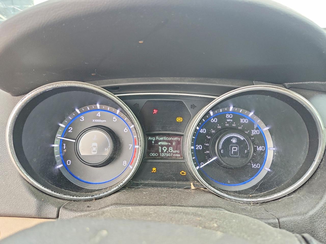 2014 Hyundai Sonata Белый vin: 5NPEB4AC5EH903643