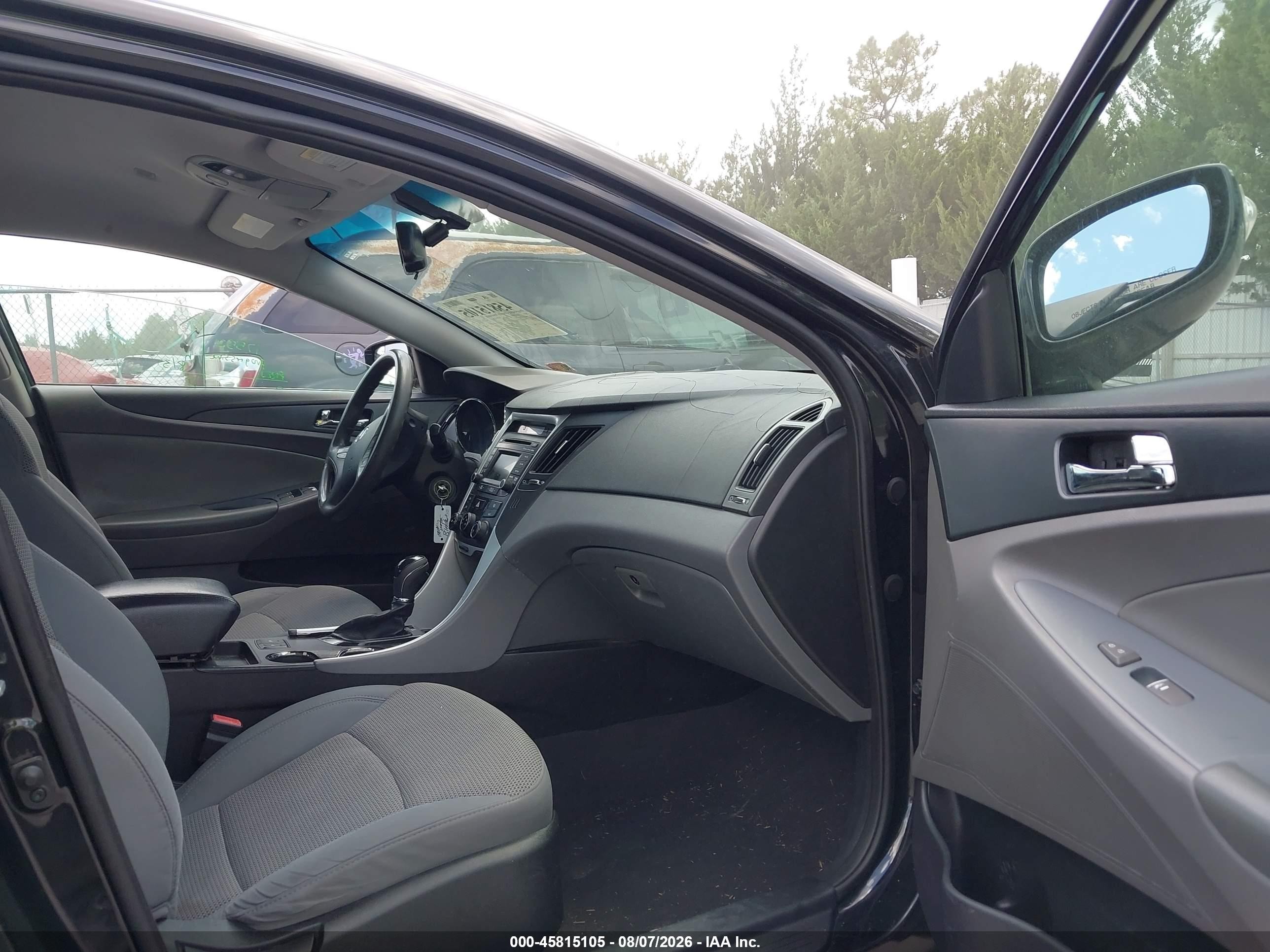 2014 Hyundai Sonata Gls Черный vin: 5NPEB4AC5EH905327