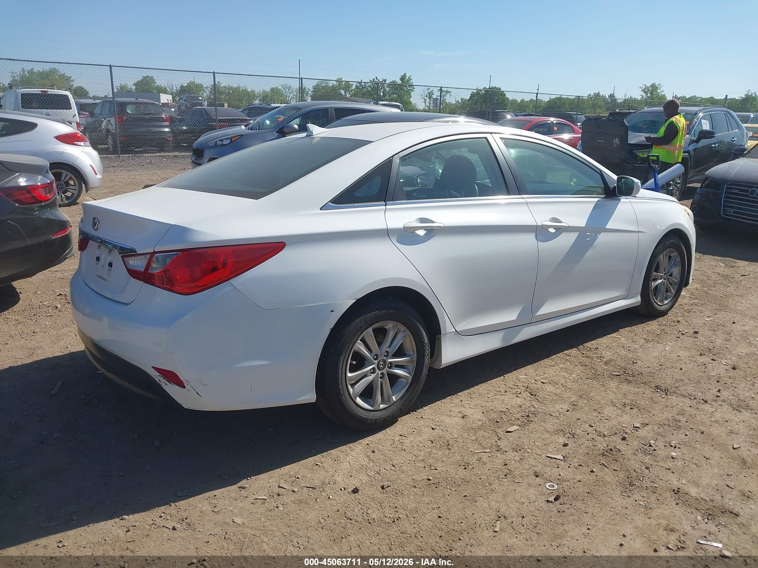 2014 Hyundai Sonata Gls White vin: 5NPEB4AC5EH913055