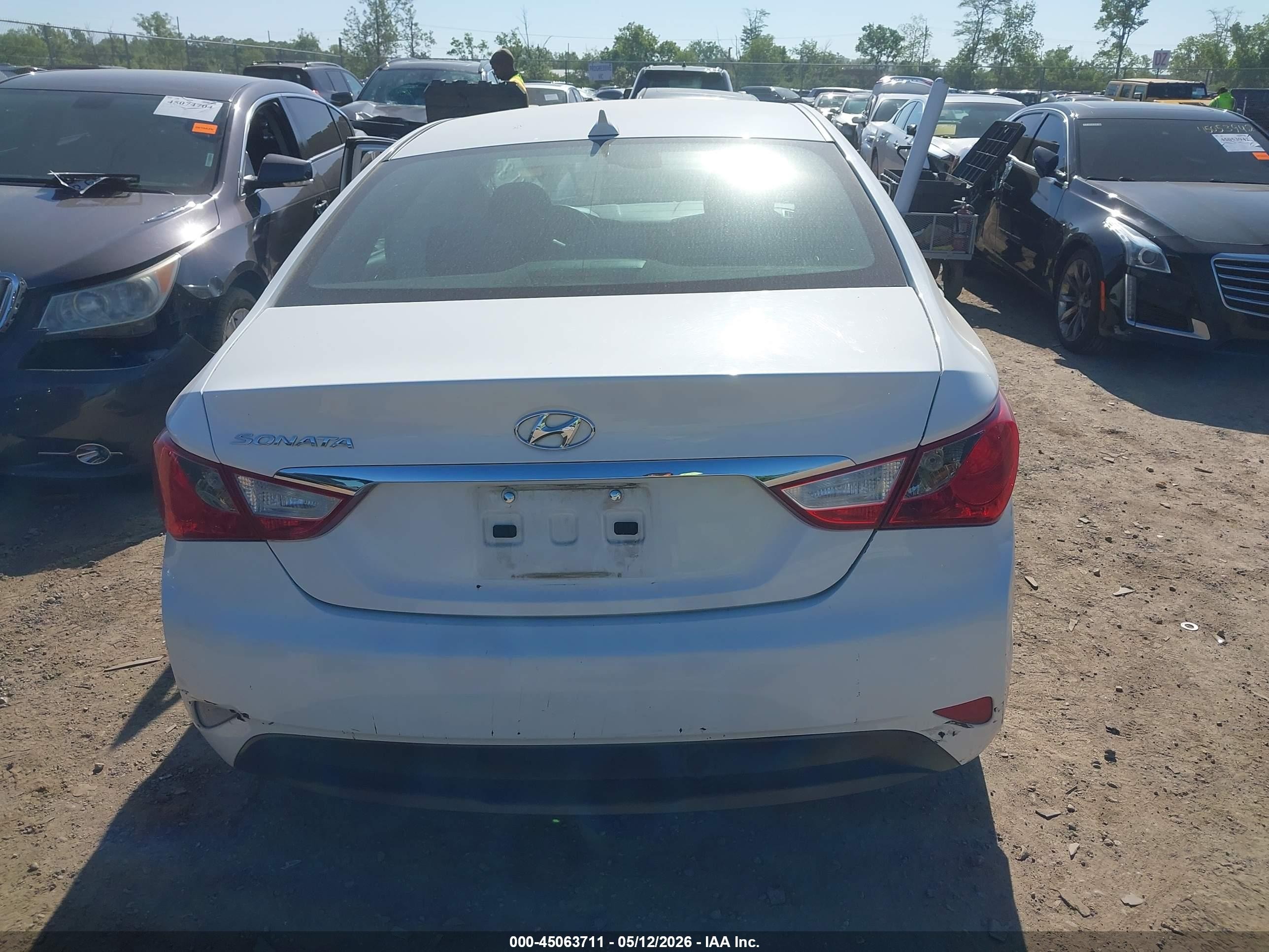 2014 Hyundai Sonata Gls White vin: 5NPEB4AC5EH913055