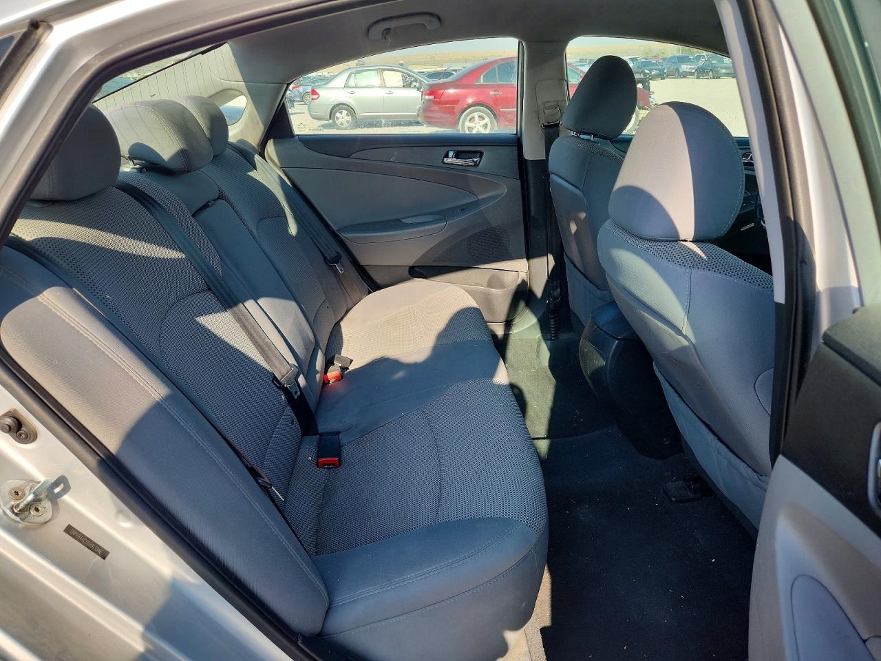 2014 Hyundai Sonata Gls Silver vin: 5NPEB4AC5EH913346
