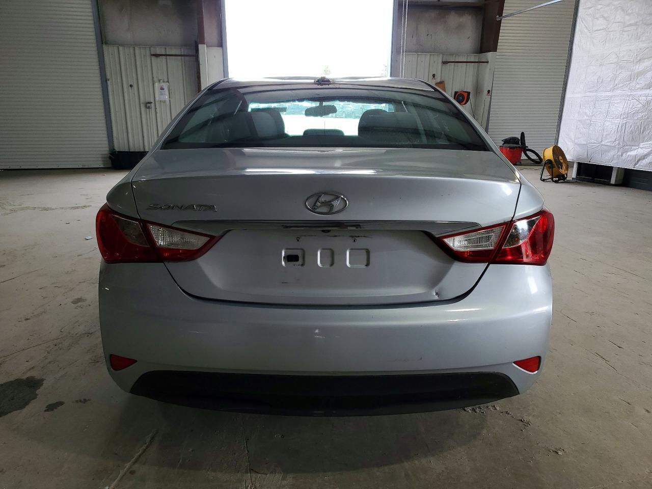 2014 Hyundai Sonata Gls Серебряный vin: 5NPEB4AC5EH935038