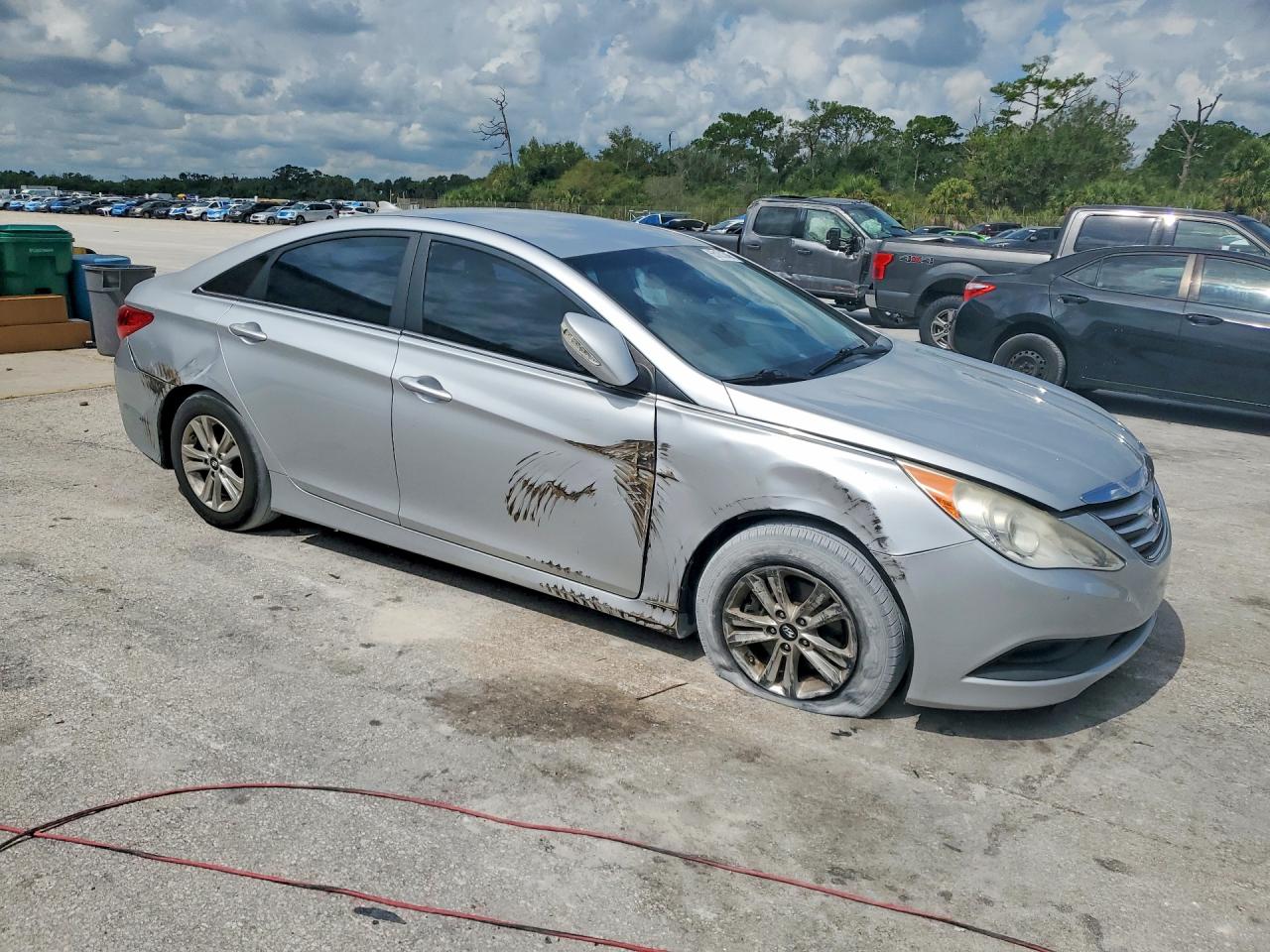 2014 Hyundai Sonata Gls Серебряный vin: 5NPEB4AC5EH943205