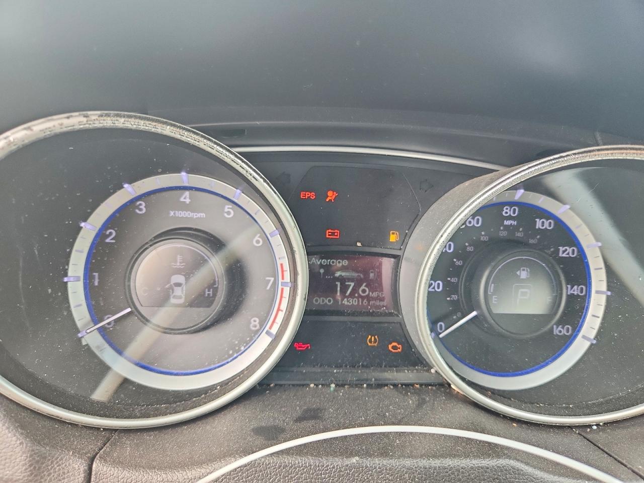 2011 Hyundai Sonata Beige vin: 5NPEB4AC6BH016922