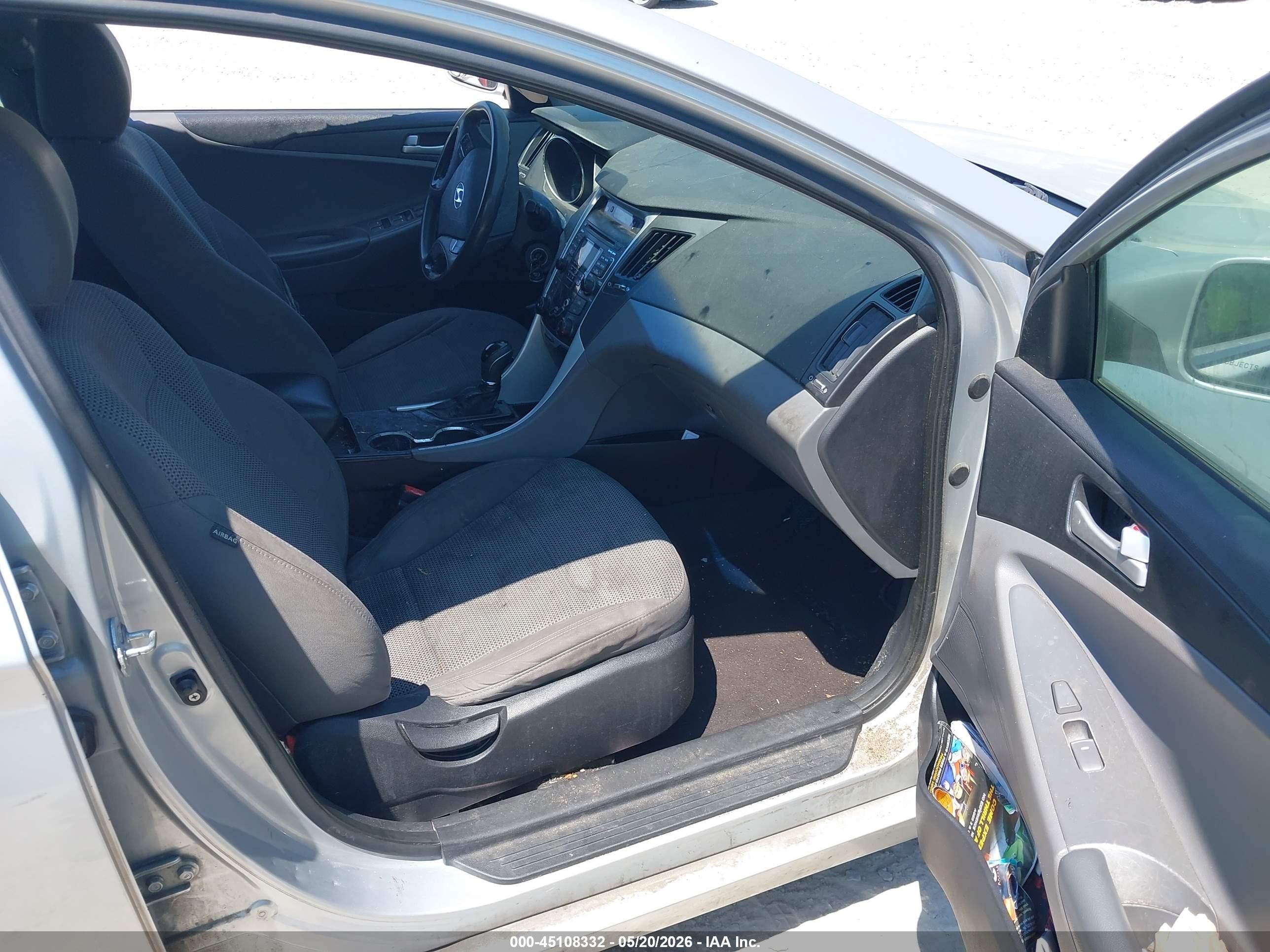 2011 Hyundai Sonata Gls Silver vin: 5NPEB4AC6BH153052