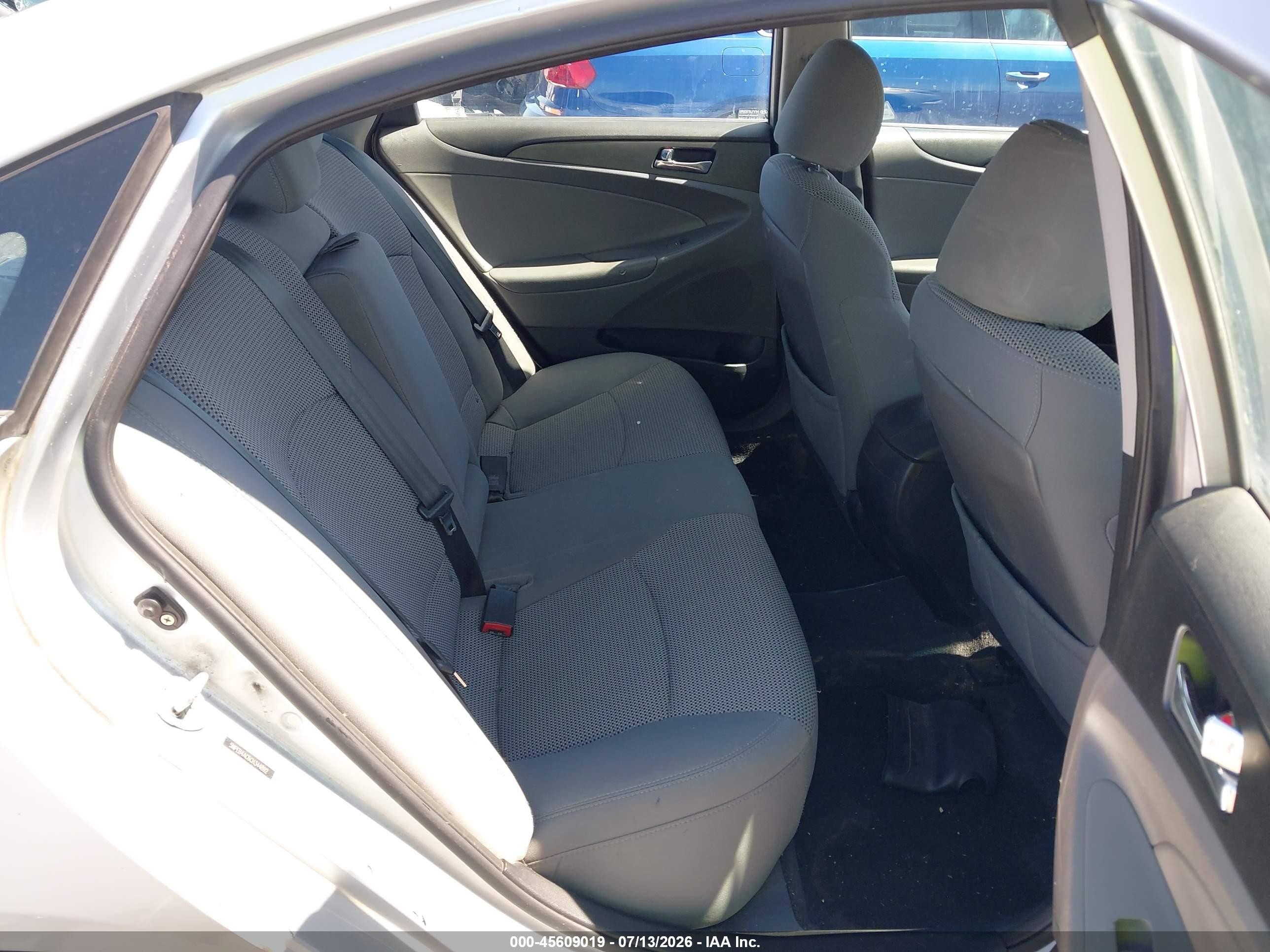 2012 Hyundai Sonata Gls Silver vin: 5NPEB4AC6CH344892
