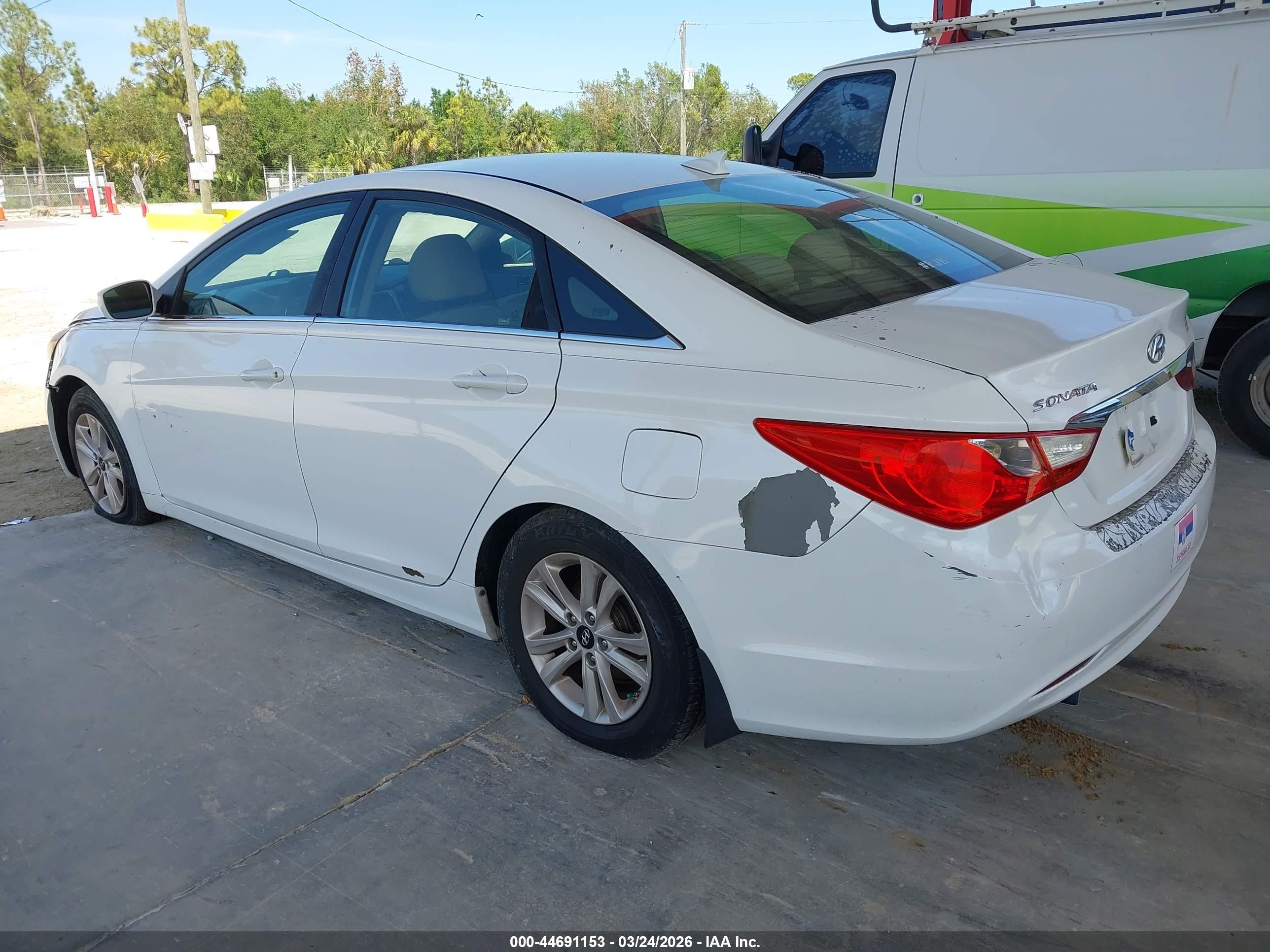 2012 Hyundai Sonata Gls White vin: 5NPEB4AC6CH416254