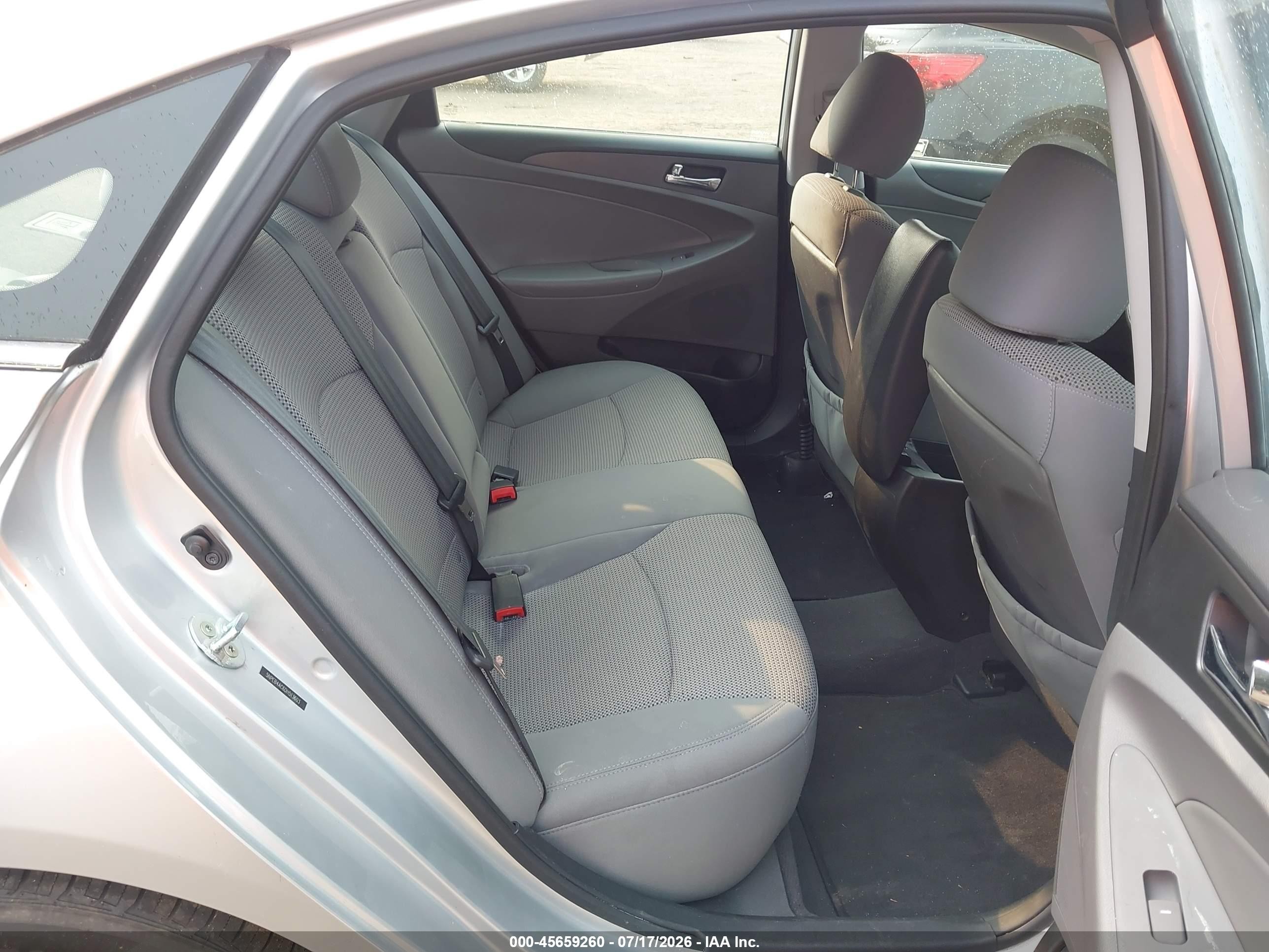 2013 Hyundai Sonata Gls Silver vin: 5NPEB4AC6DH513603