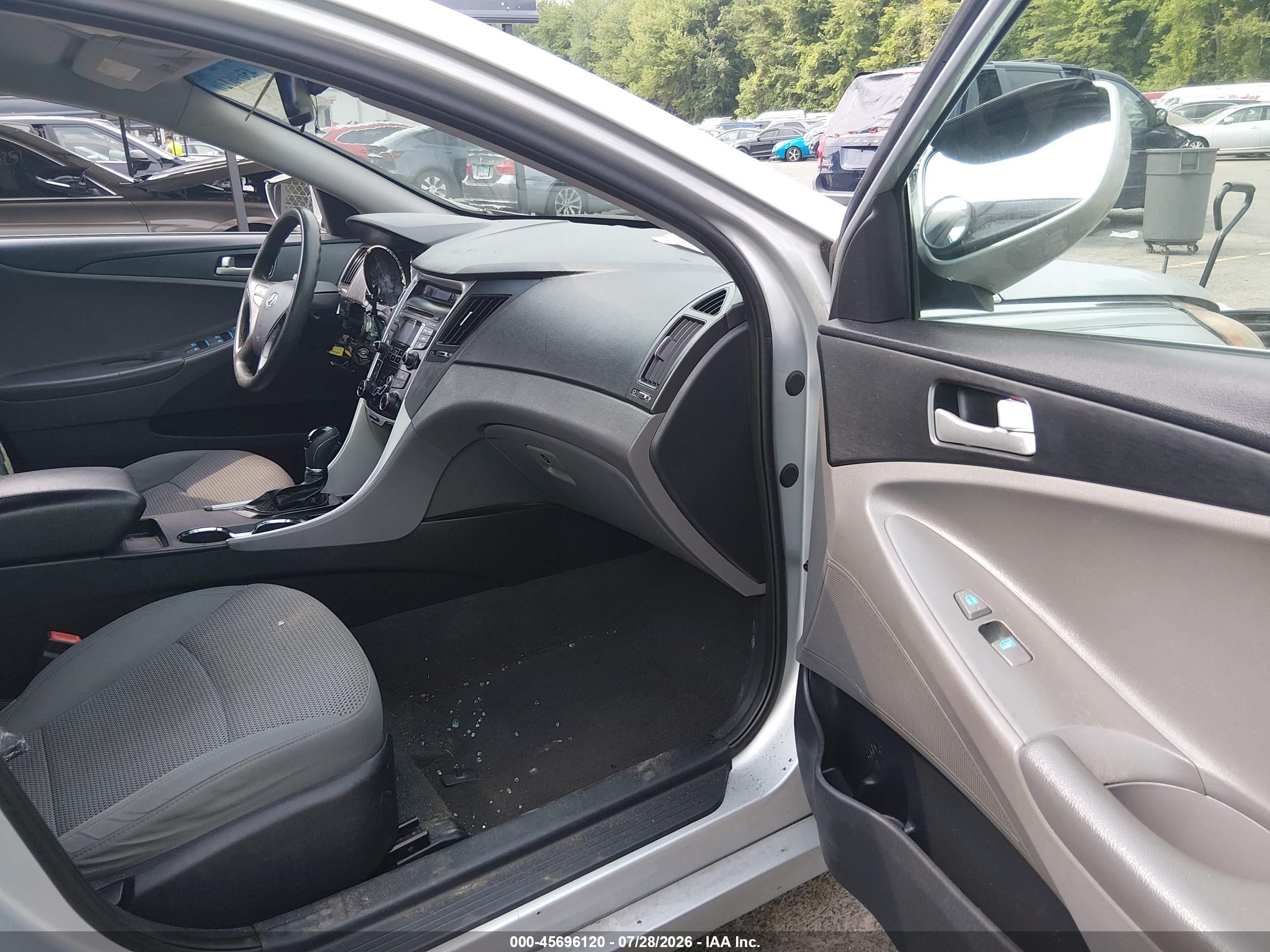 2013 Hyundai Sonata Gls Серебряный vin: 5NPEB4AC6DH514668