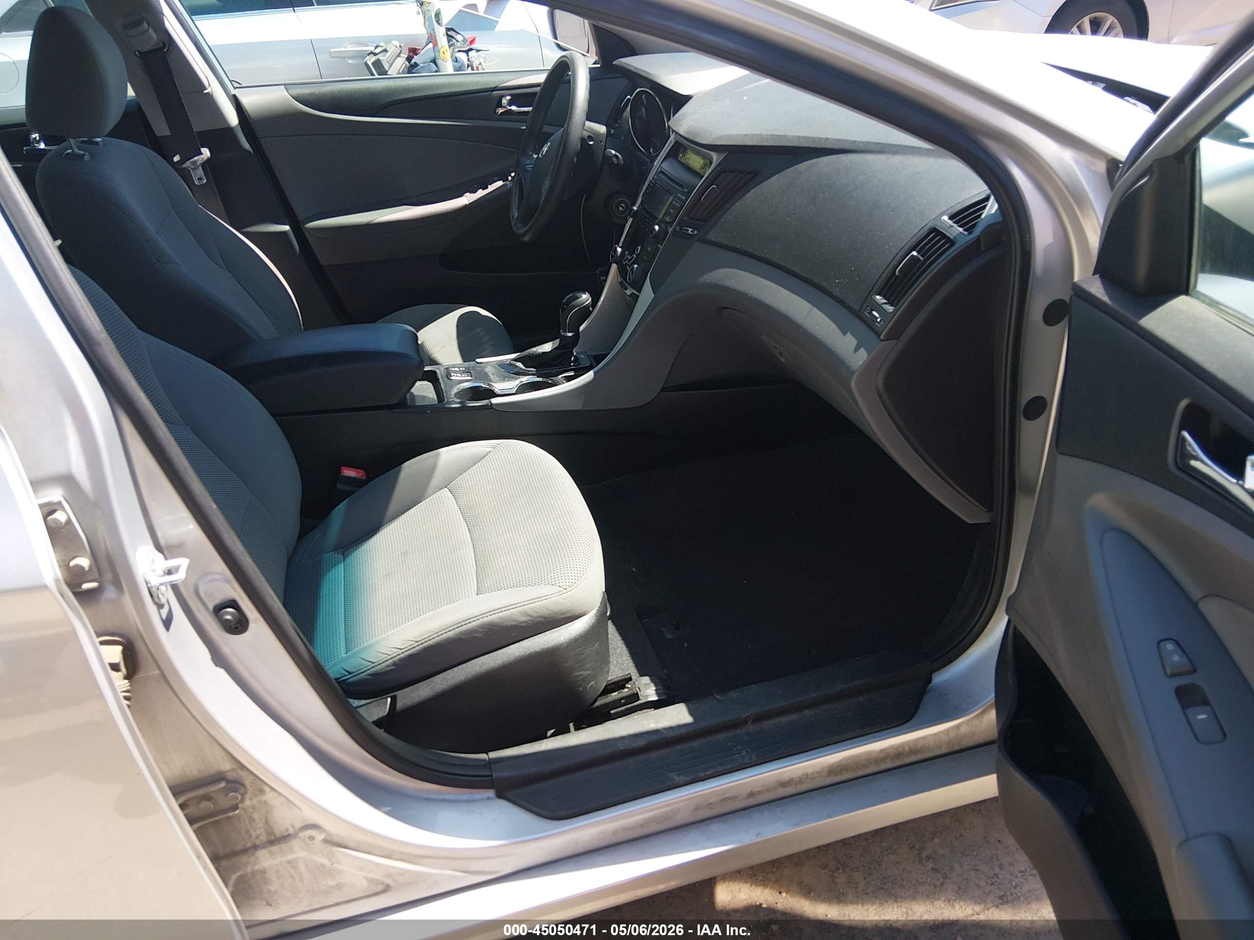 2013 Hyundai Sonata Gls Silver vin: 5NPEB4AC6DH589399