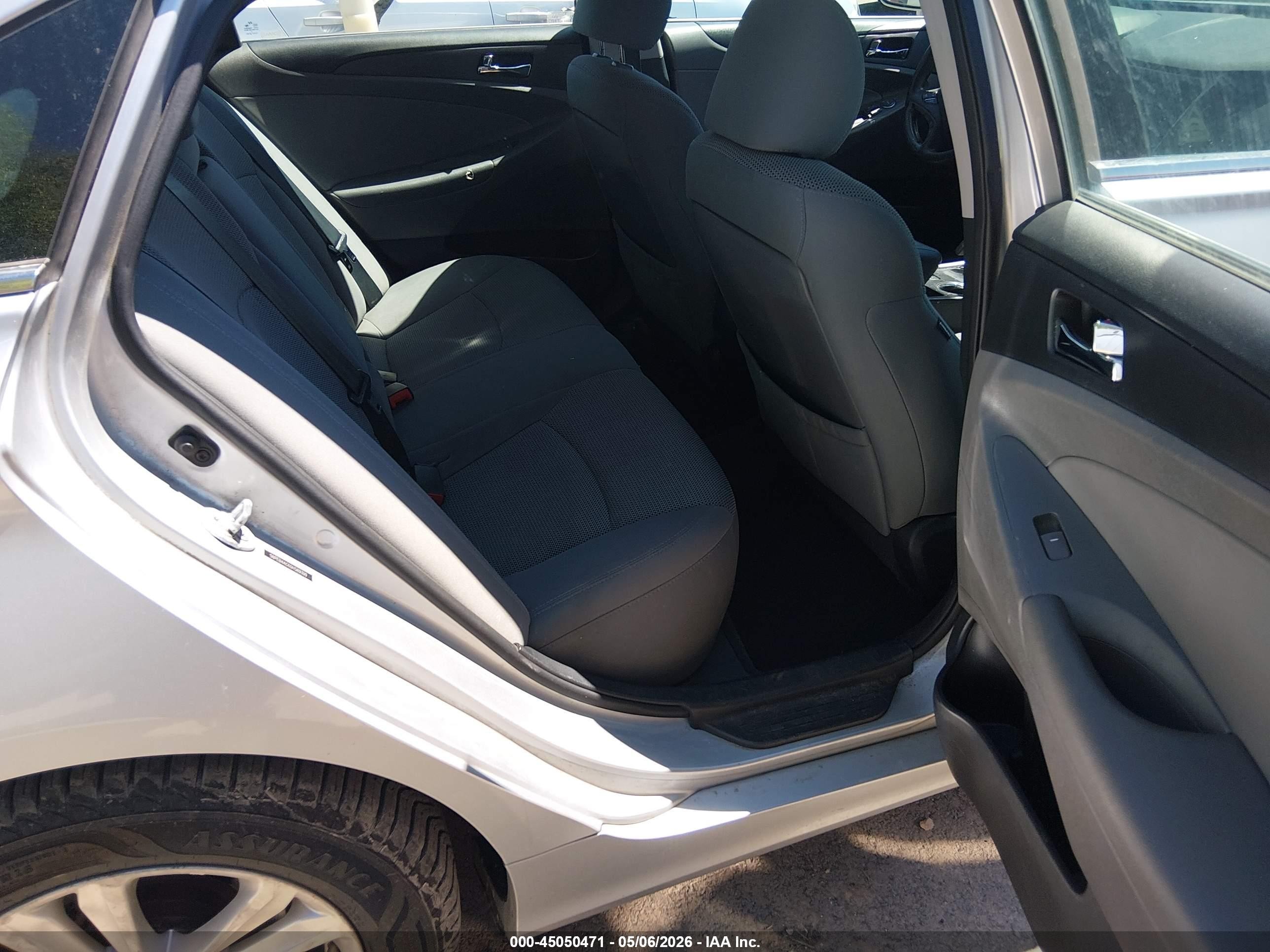 2013 Hyundai Sonata Gls Silver vin: 5NPEB4AC6DH589399