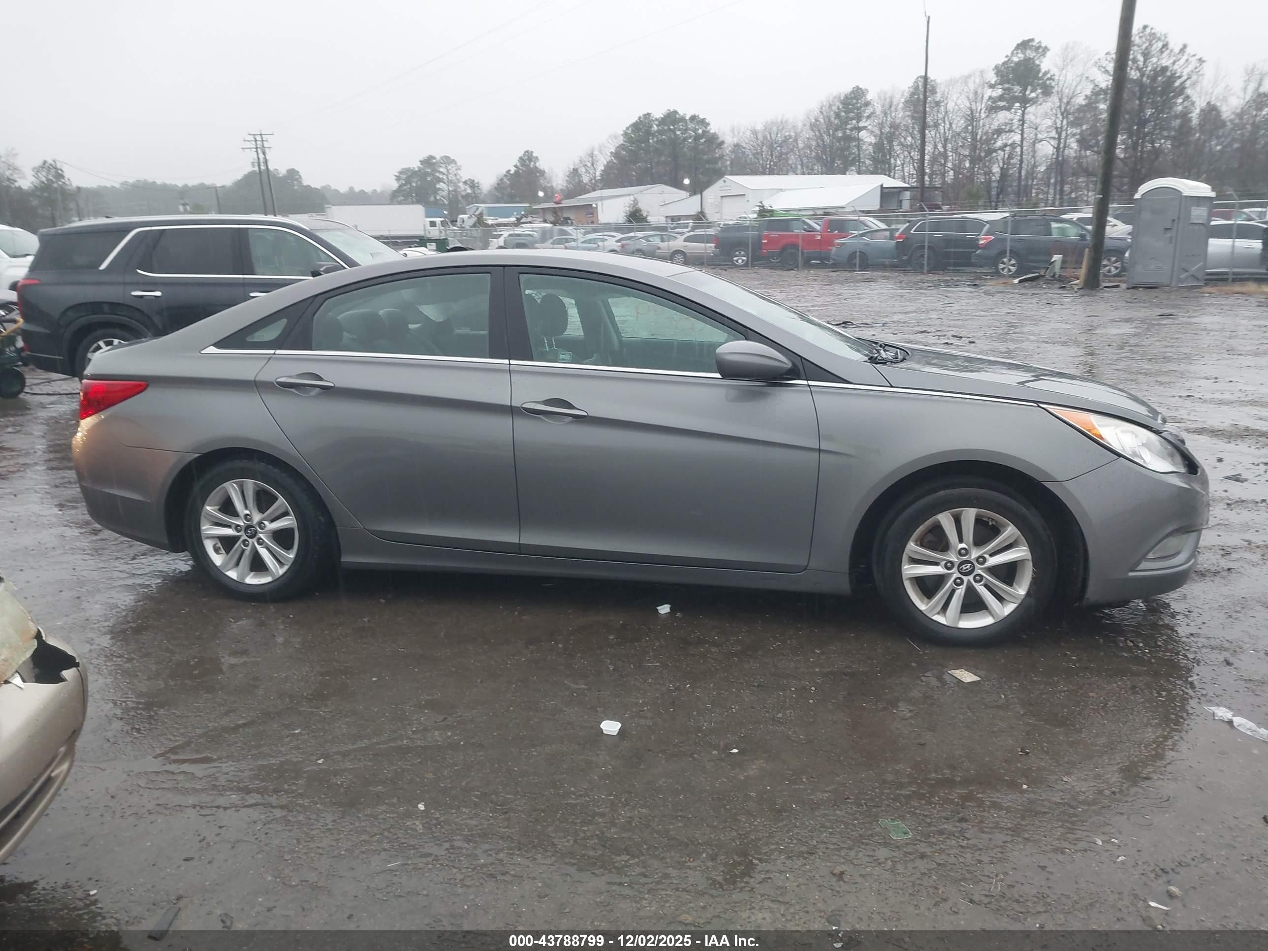 2013 Hyundai Sonata Gls Черный vin: 5NPEB4AC6DH615368