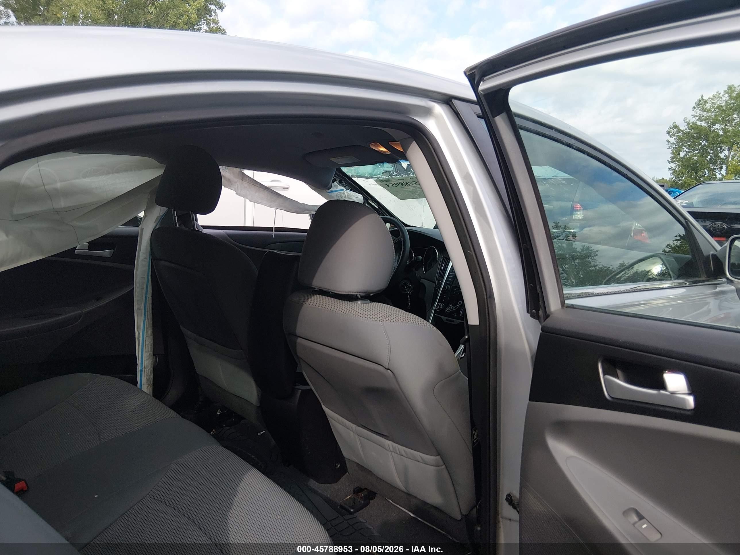 2013 Hyundai Sonata Gls Silver vin: 5NPEB4AC6DH678518