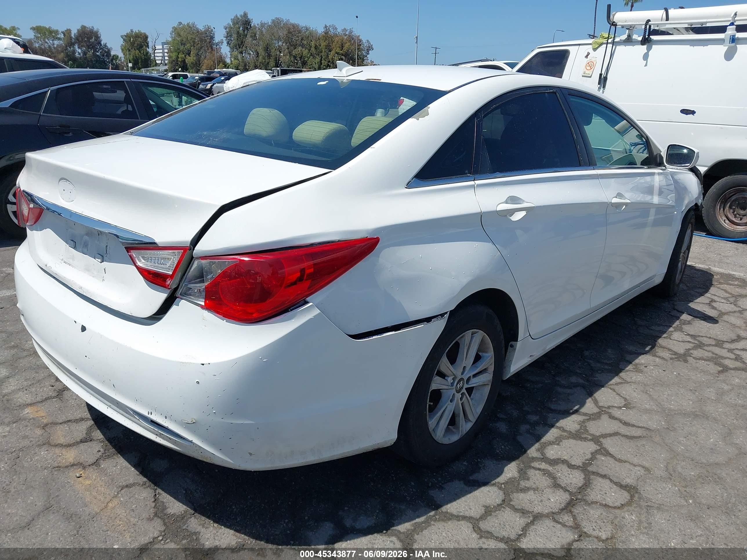 2013 Hyundai Sonata Gls Белый vin: 5NPEB4AC6DH714384