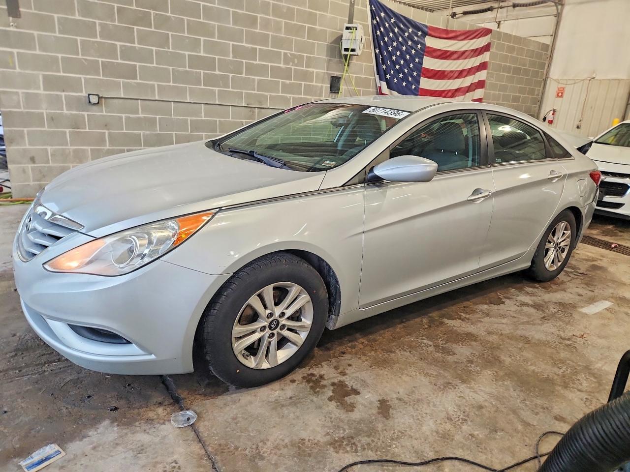 2013 Hyundai Sonata Silver vin: 5NPEB4AC6DH760670