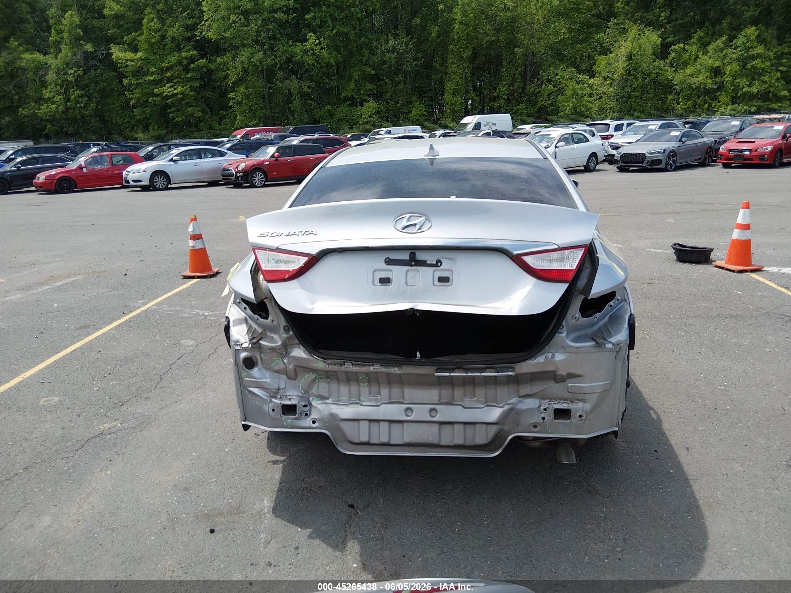 2013 Hyundai Sonata Gls Silver vin: 5NPEB4AC6DH768252