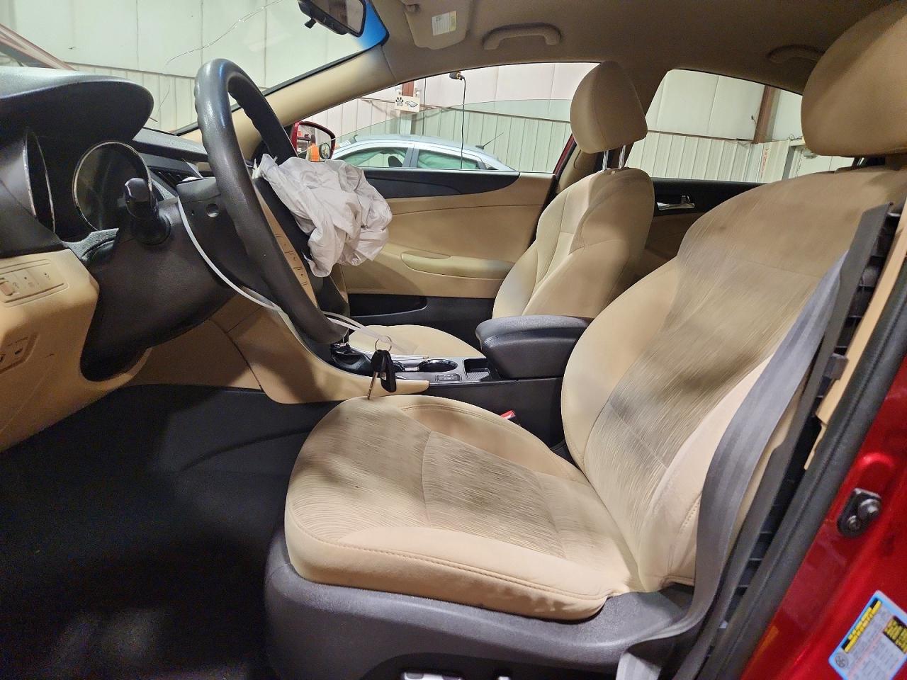 2013 Hyundai Sonata Gls Красный vin: 5NPEB4AC6DH795130