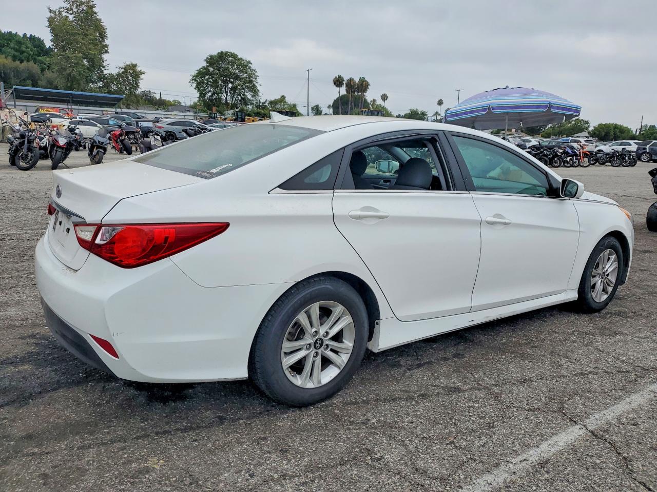 2014 Hyundai Sonata Gls White vin: 5NPEB4AC6EH822330