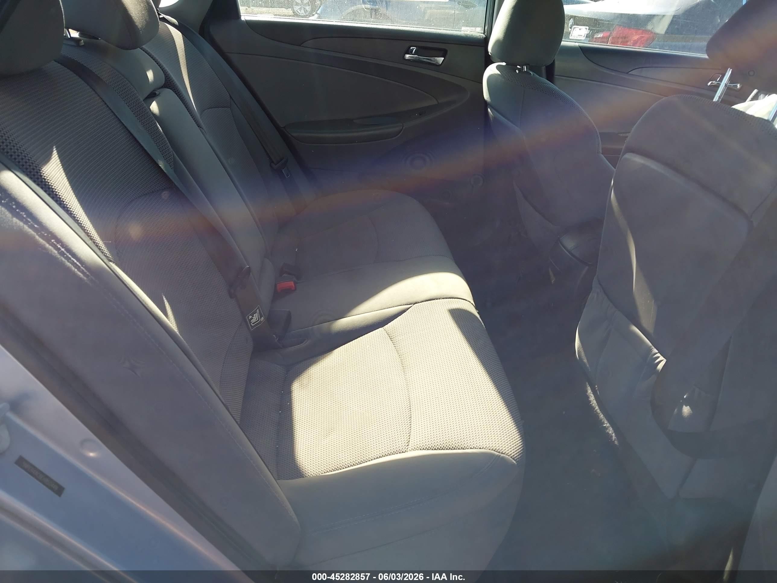 2014 Hyundai Sonata Gls Light Blue vin: 5NPEB4AC6EH850449