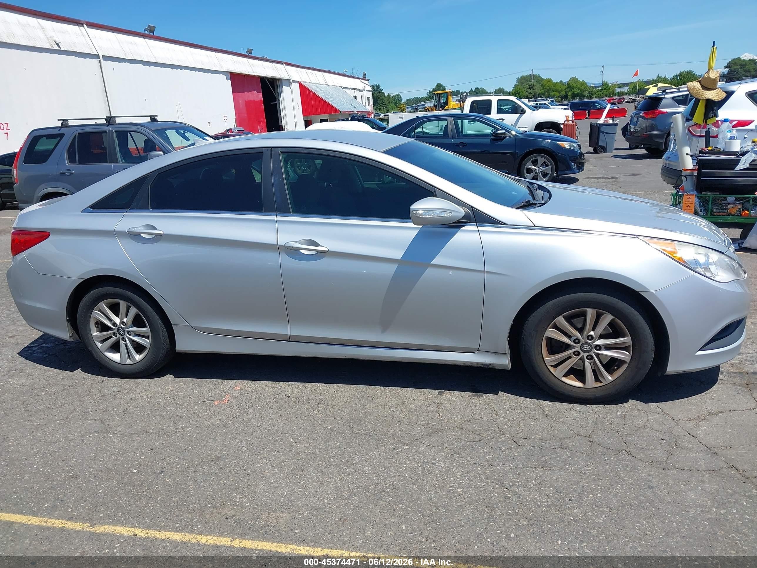 2014 Hyundai Sonata Gls Silver vin: 5NPEB4AC6EH913727