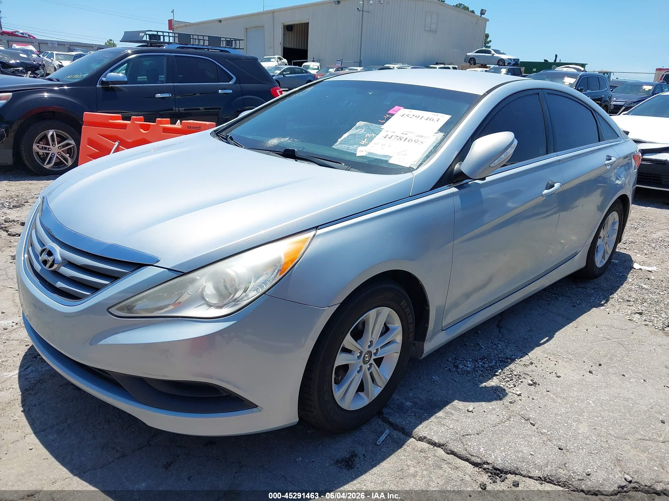 2014 Hyundai Sonata Gls Silver vin: 5NPEB4AC6EH919835