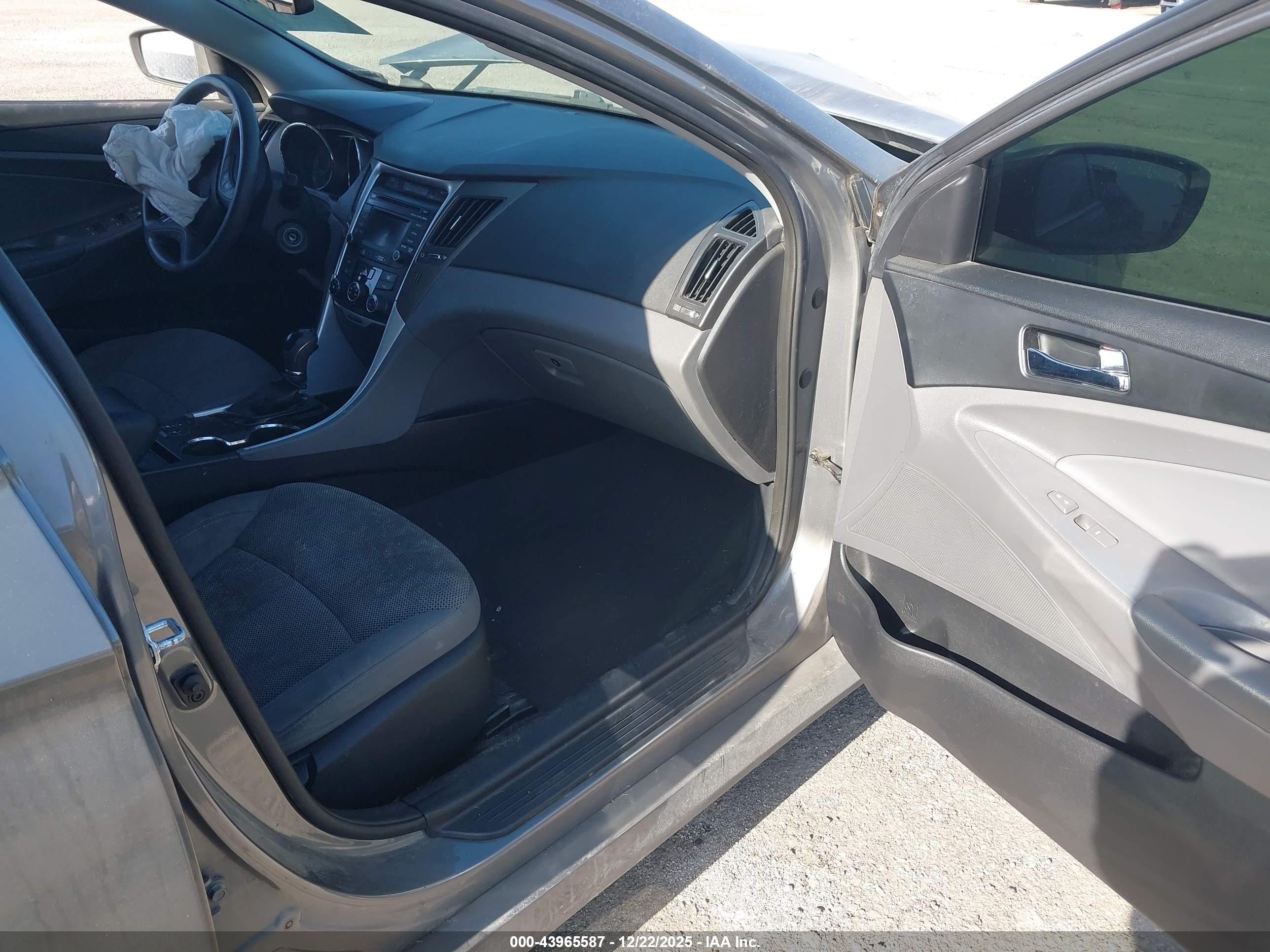 2014 Hyundai Sonata Gls Gray vin: 5NPEB4AC6EH930866