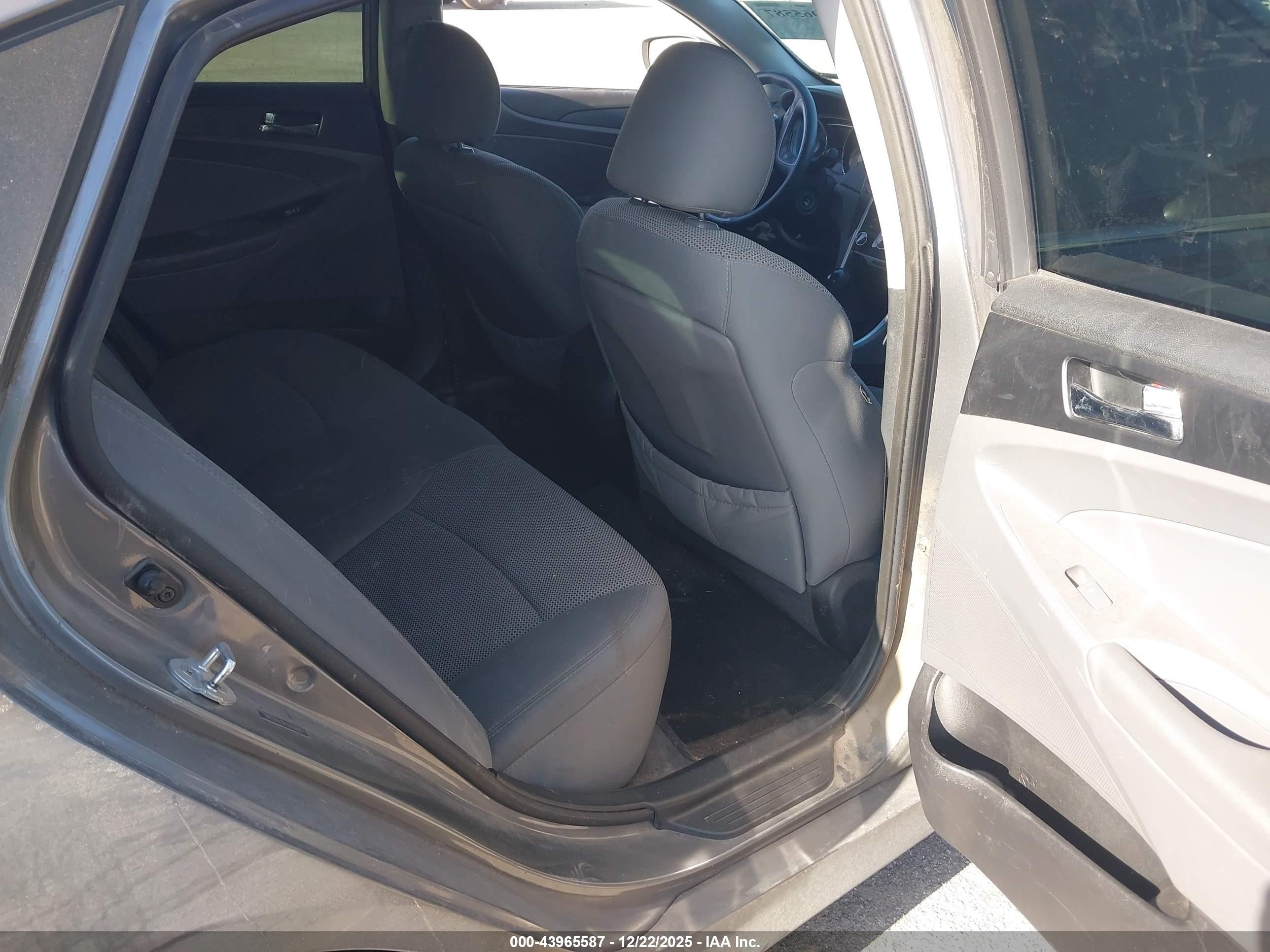 2014 Hyundai Sonata Gls Gray vin: 5NPEB4AC6EH930866