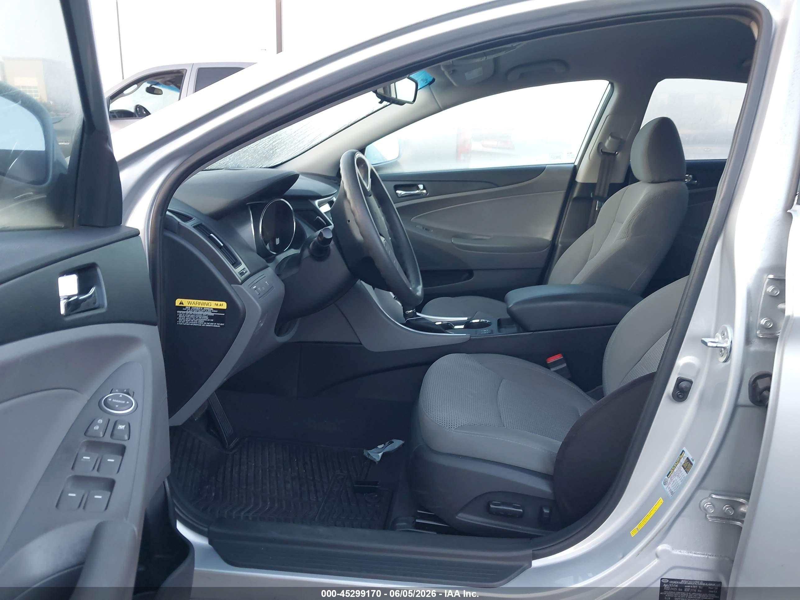 2014 Hyundai Sonata Gls Silver vin: 5NPEB4AC6EH935243