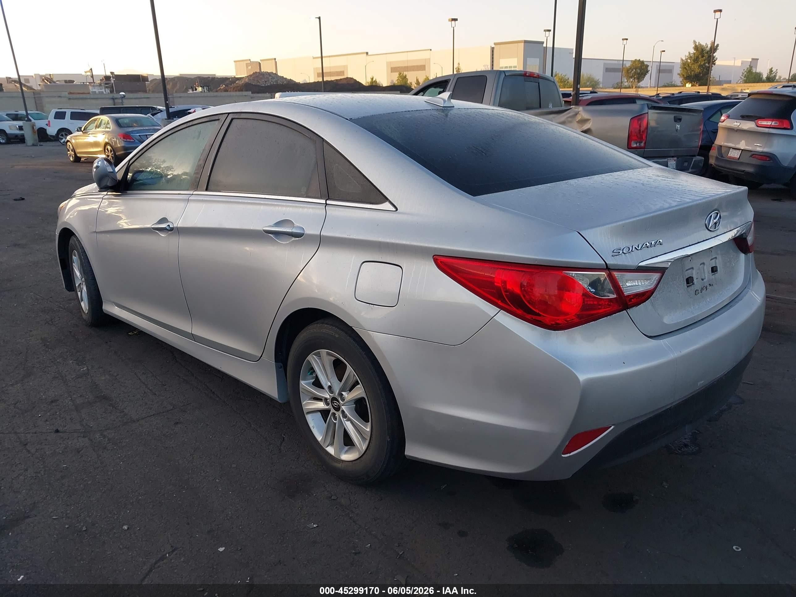 2014 Hyundai Sonata Gls Silver vin: 5NPEB4AC6EH935243
