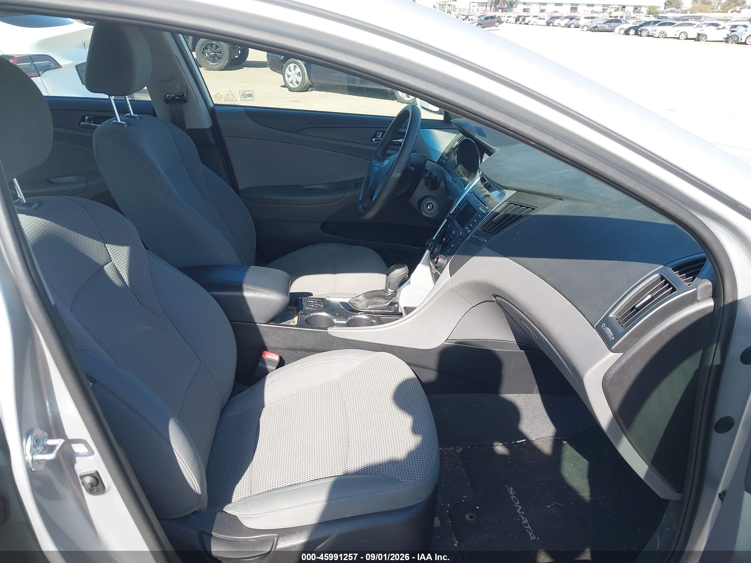 2014 Hyundai Sonata Gls Silver vin: 5NPEB4AC6EH936716
