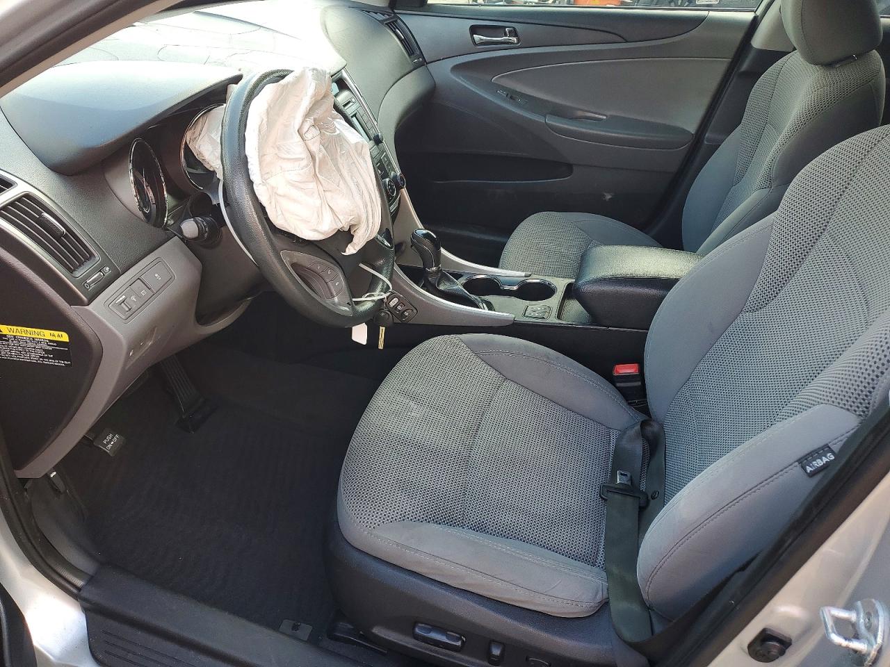 2014 Hyundai Sonata Gls Silver vin: 5NPEB4AC6EH939759