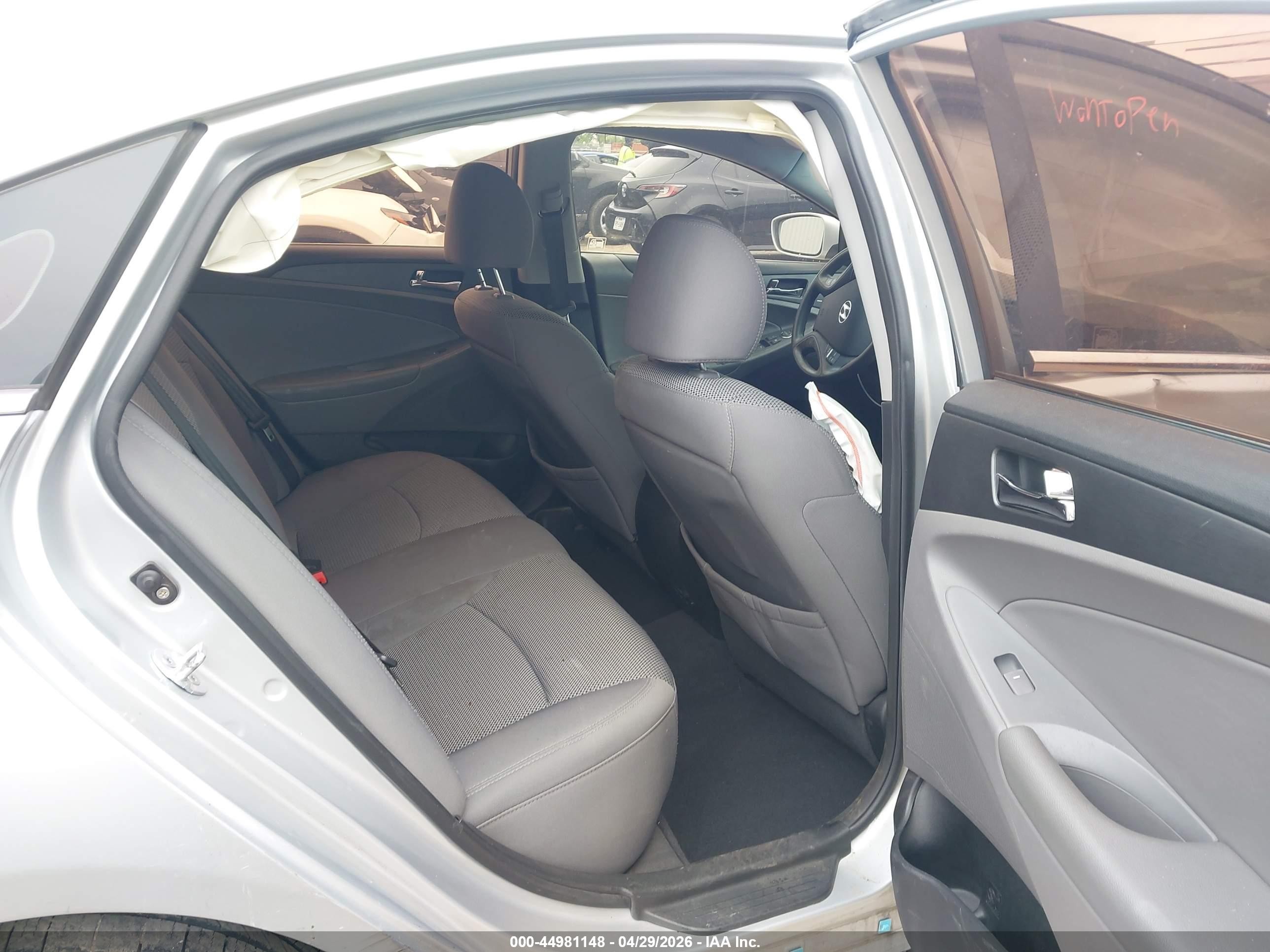 2011 Hyundai Sonata Gls Silver vin: 5NPEB4AC7BH032630