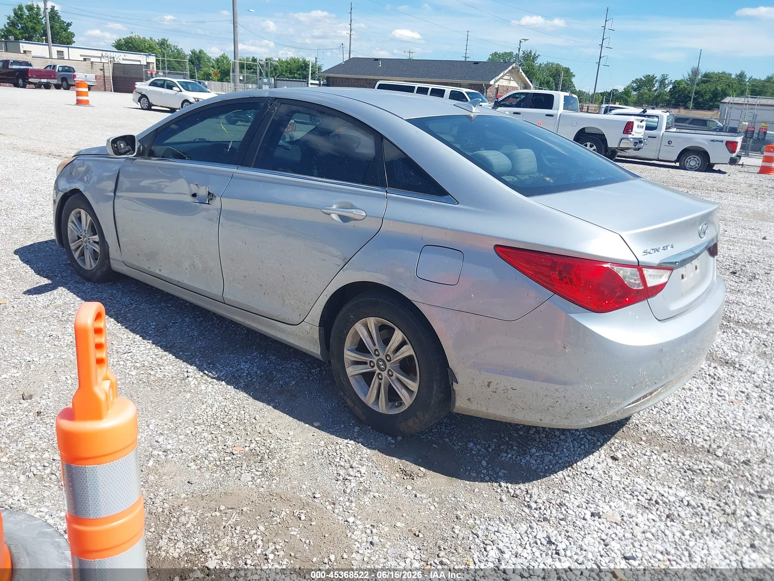 2011 Hyundai Sonata Gls Серебряный vin: 5NPEB4AC7BH066048